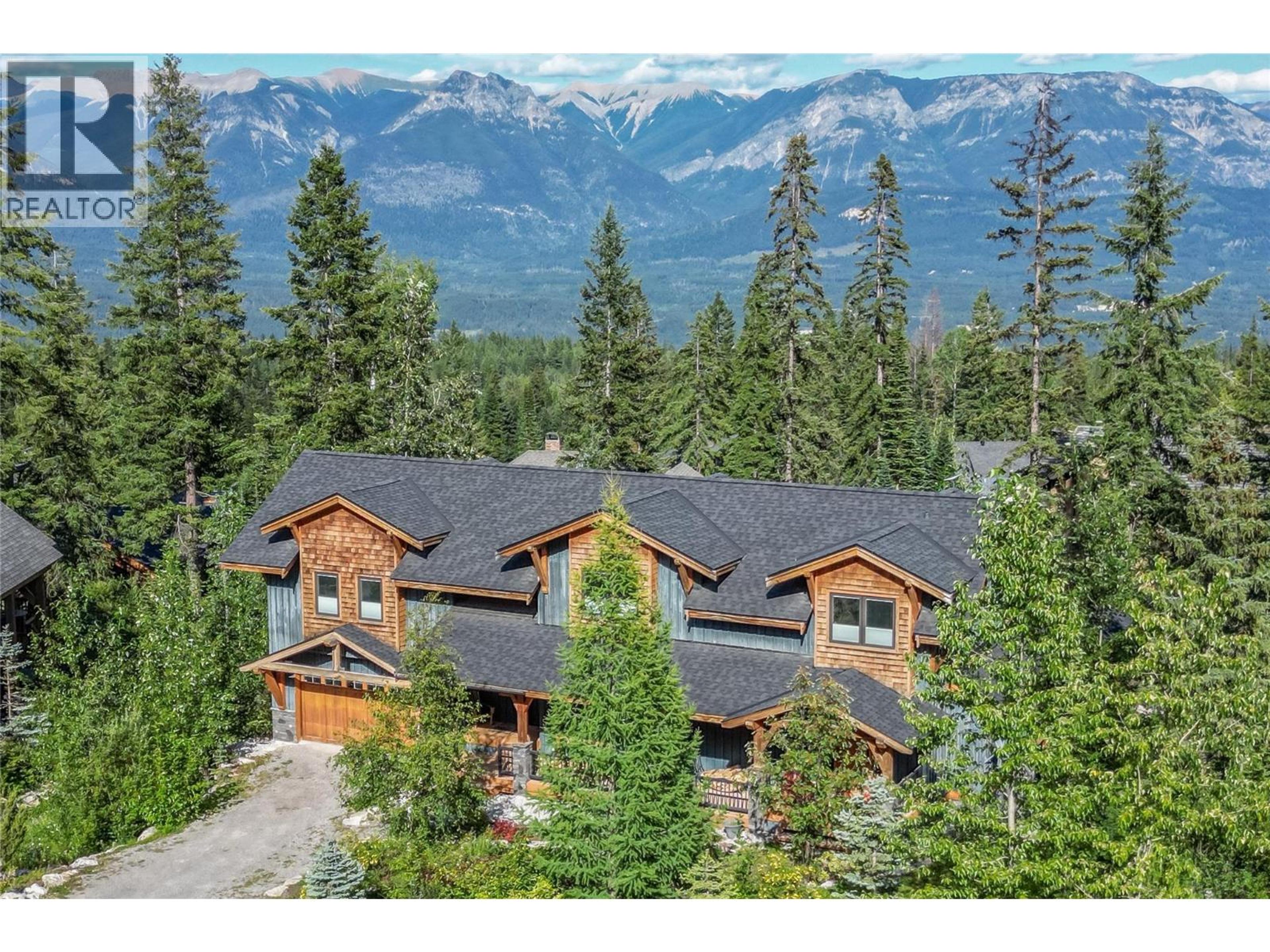 1590 Golden Avenue, Golden - Exteriors - Drone/Aerial View - Photo 5