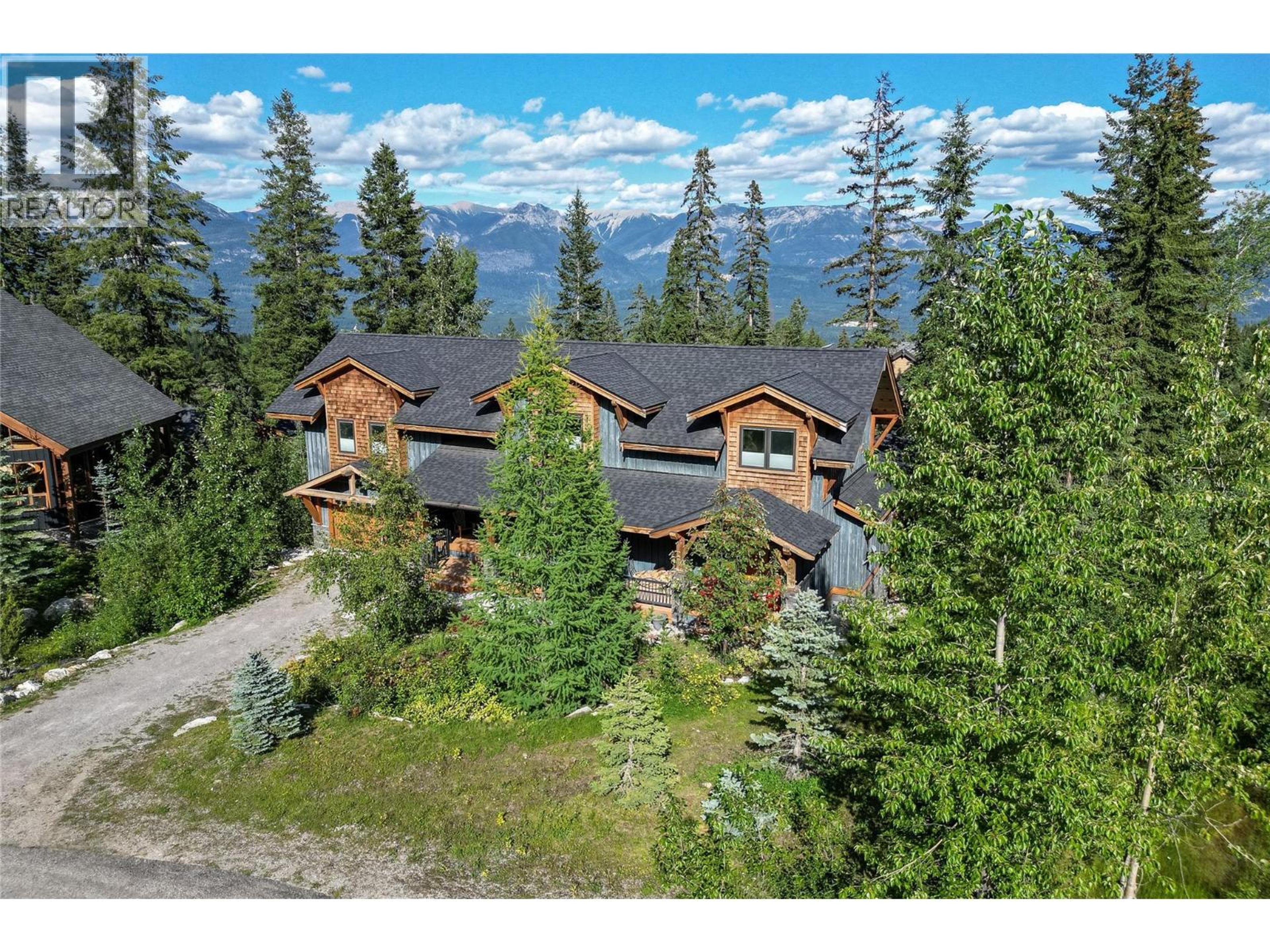 1590 Golden Avenue, Golden - Exteriors - Drone/Aerial View - Photo 6