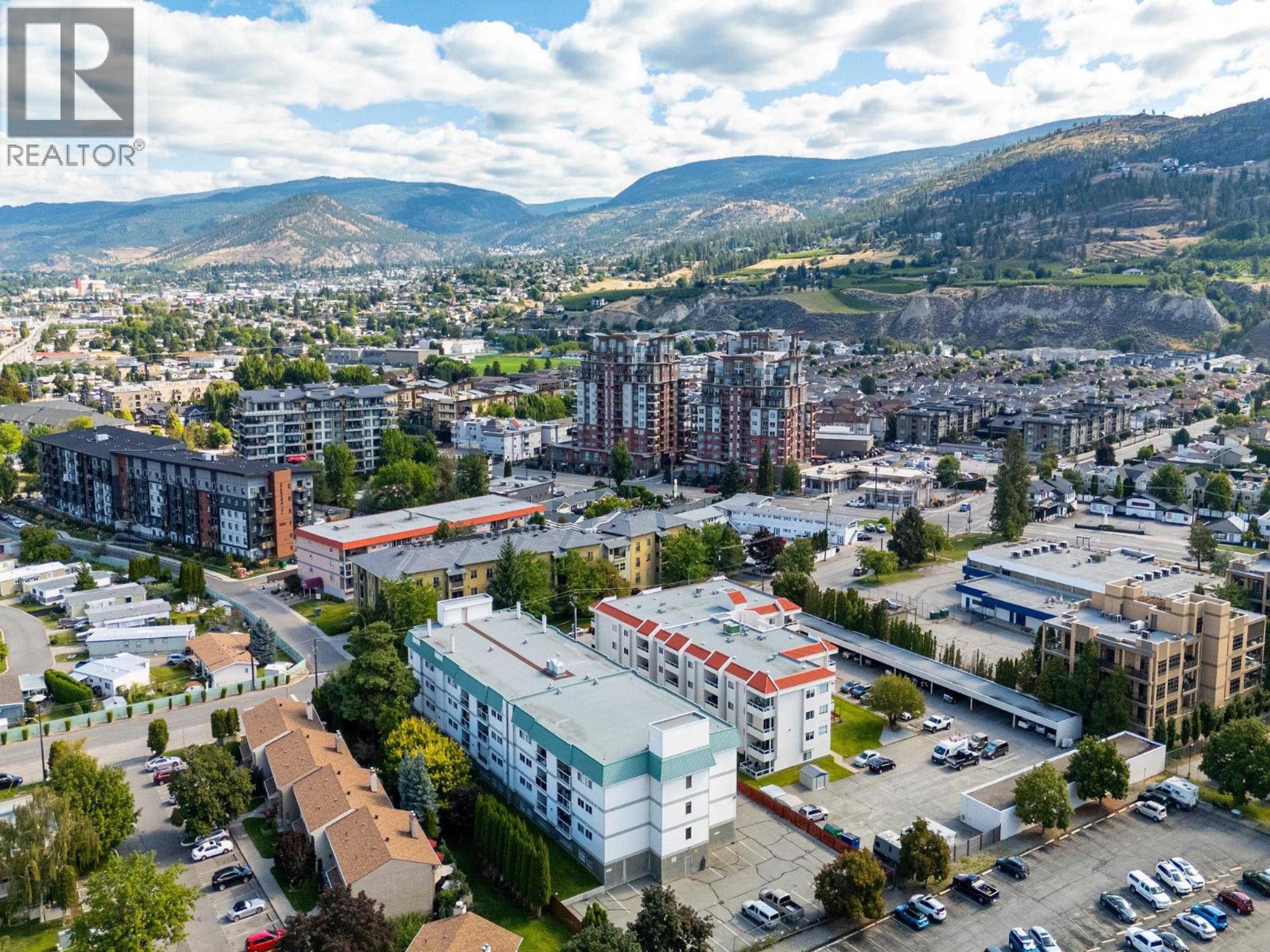 298 YORKTON Avenue, Penticton - Exteriors - Full Complex View, Drone/Aerial View - Photo 11