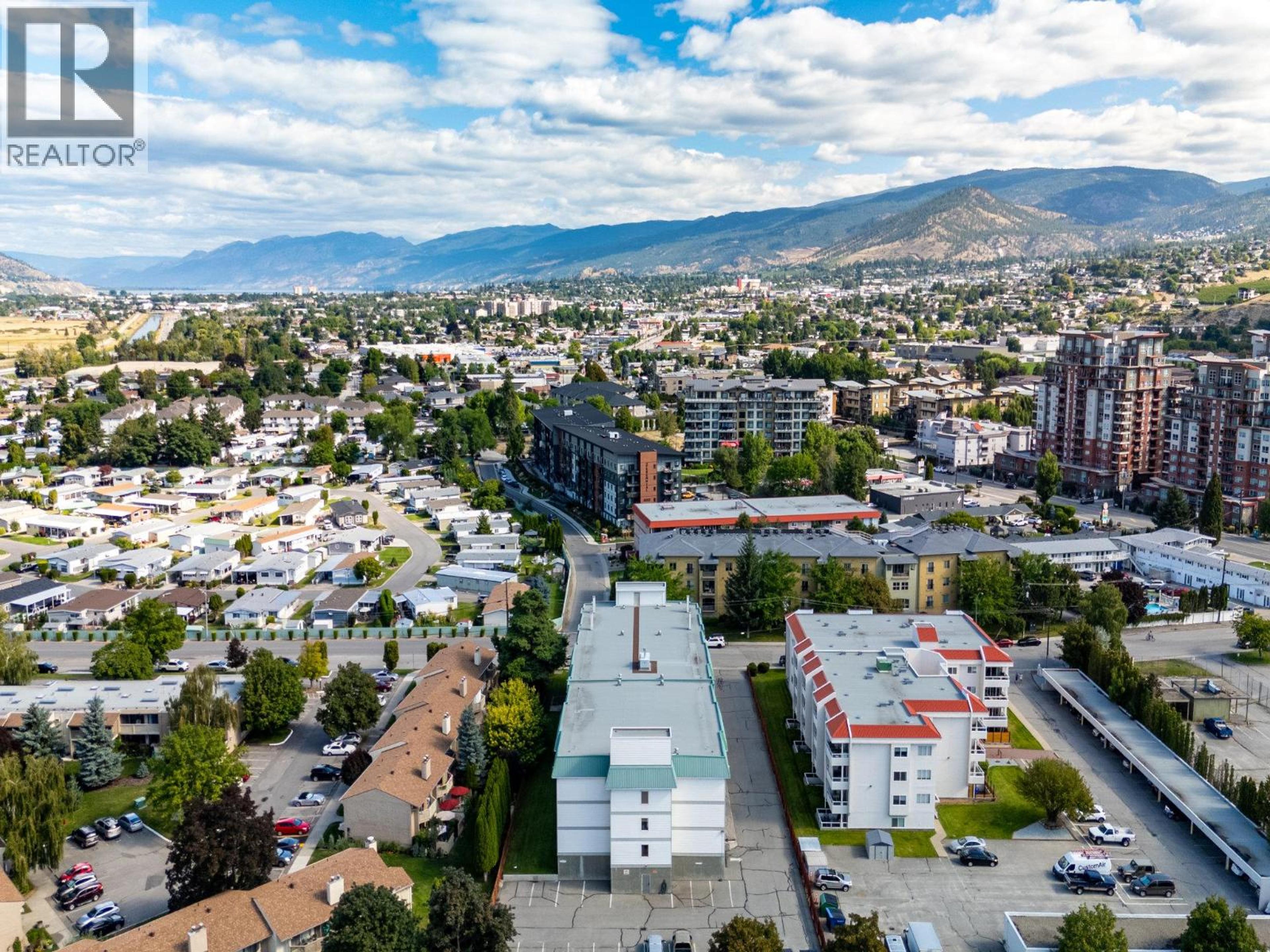 298 YORKTON Avenue, Penticton - Exteriors - Full Complex View, Drone/Aerial View - Photo 12
