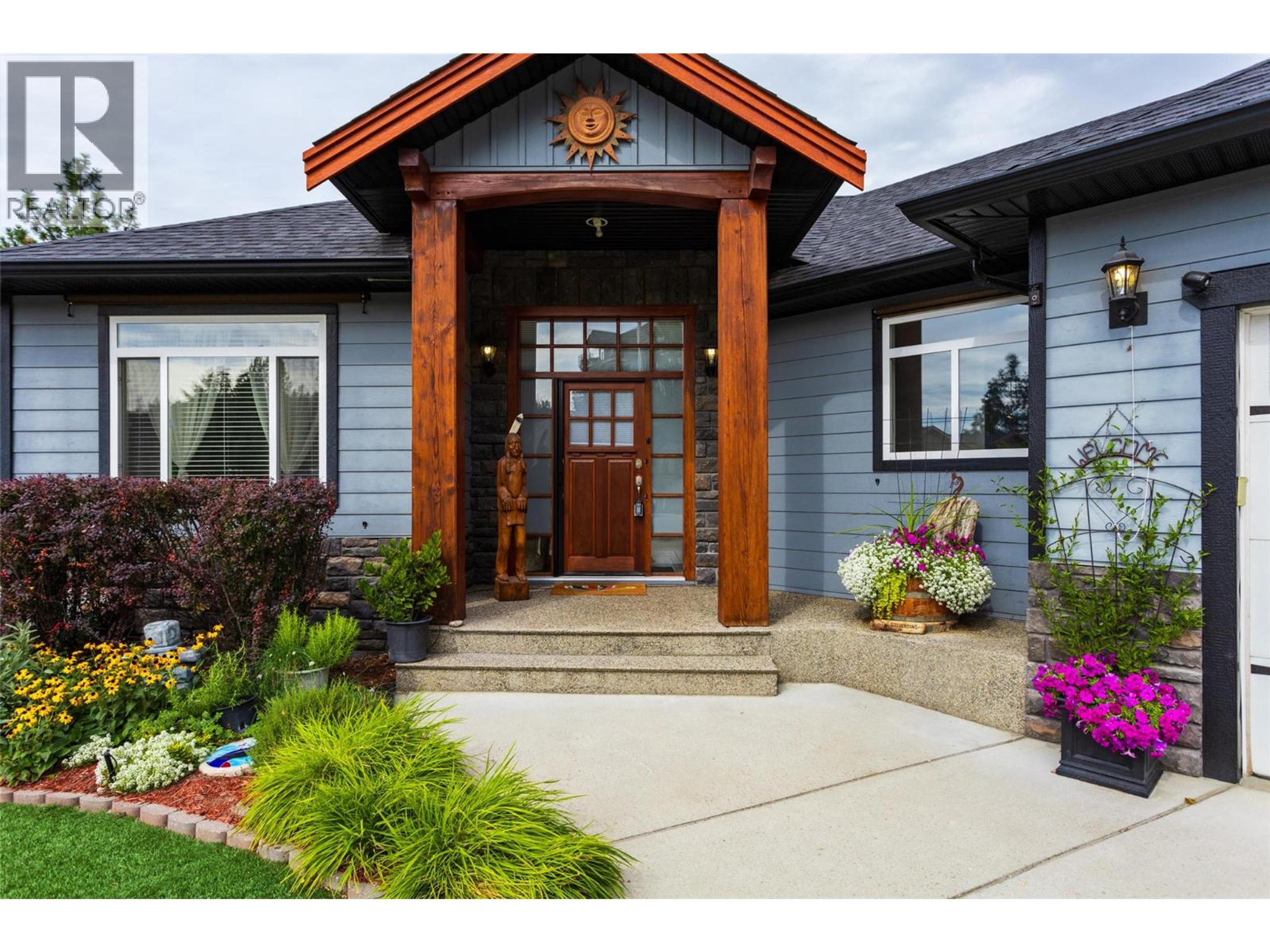 2233 Helgason Drive, West Kelowna - Exteriors - Photo 1