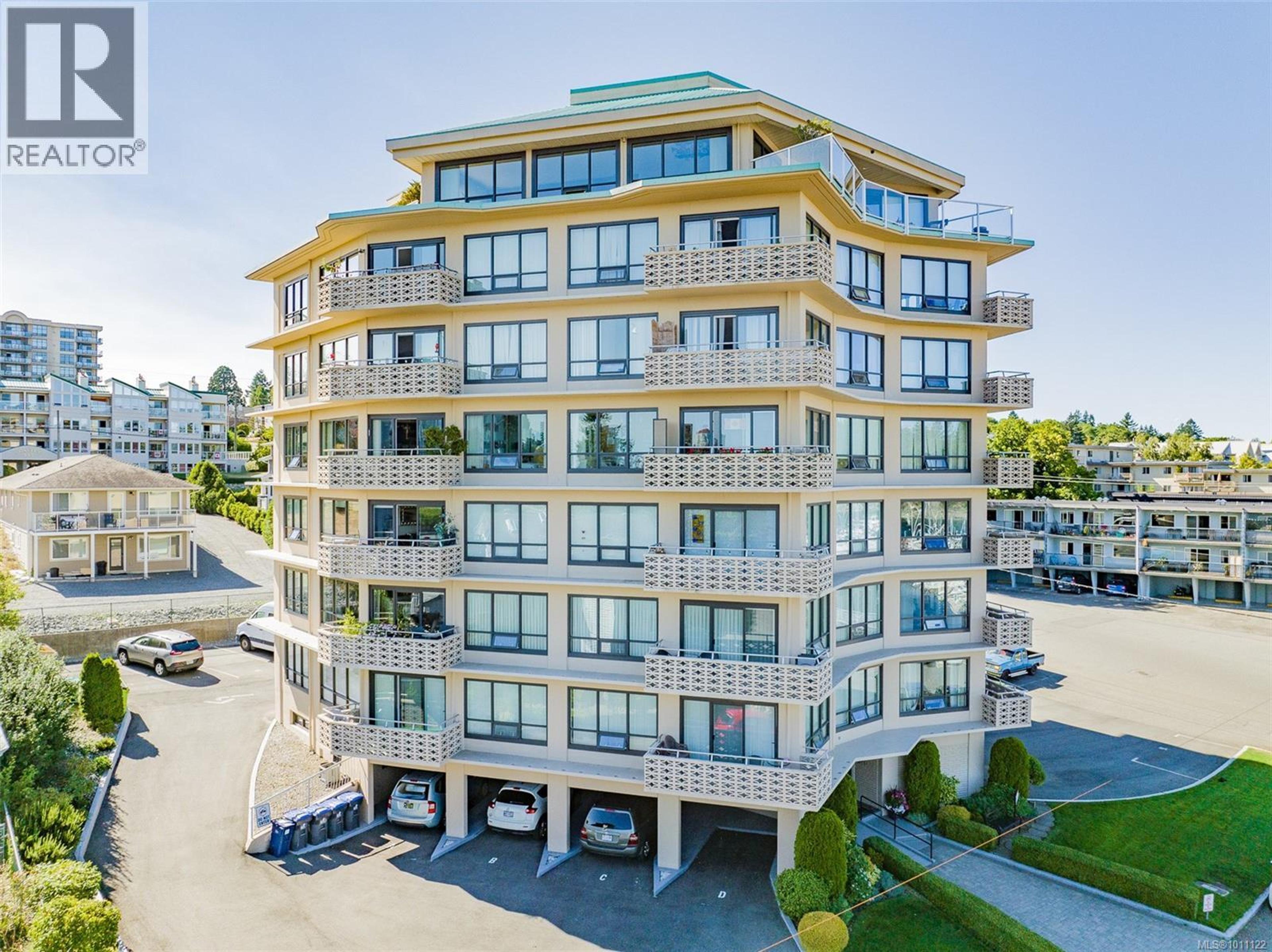 375 Newcastle Ave, Nanaimo - Exteriors - Drone/Aerial View - Photo 1