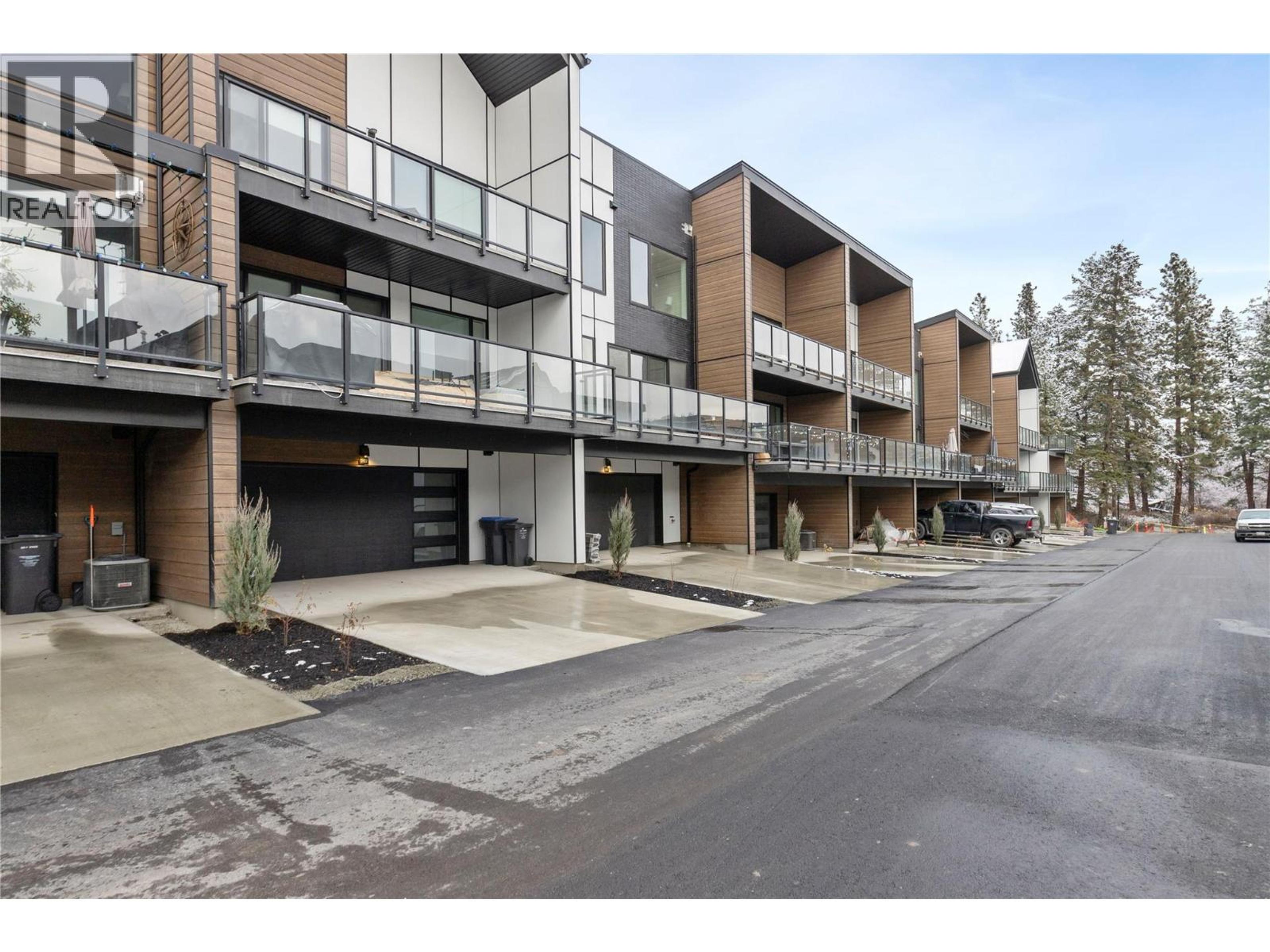 2735 Shannon Lake Road Lot# 47, West Kelowna - Exteriors - Full Complex View - Photo 1