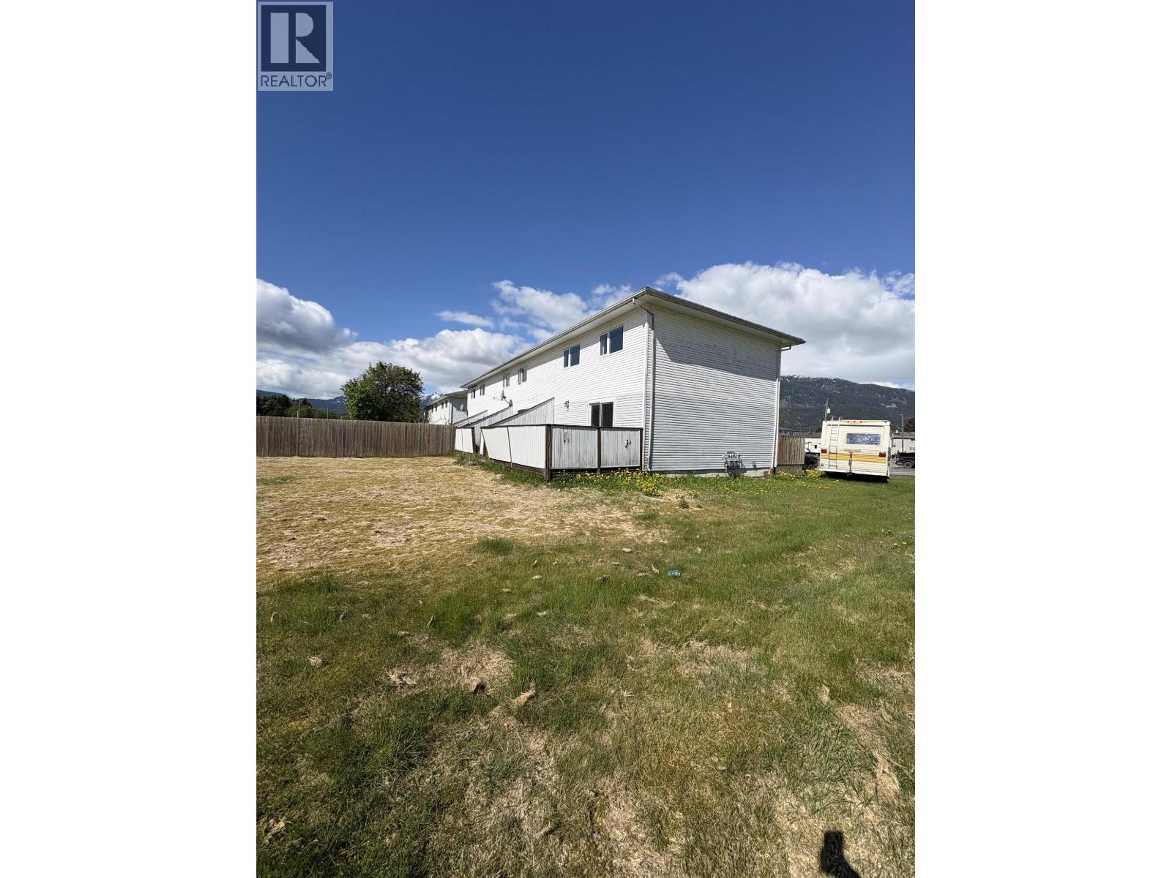 75 WEDEENE STREET, Kitimat - Exteriors - Photo 1