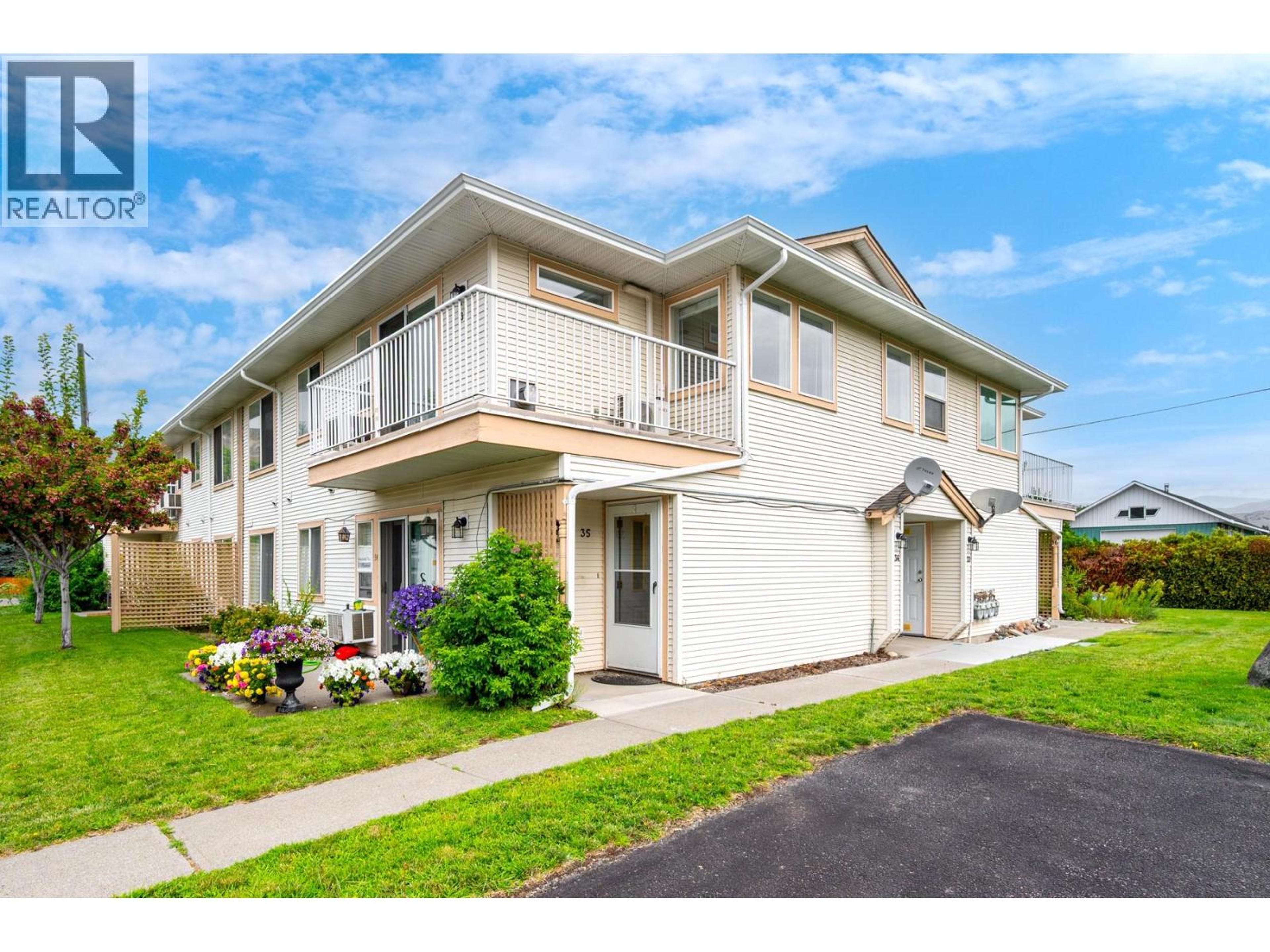 807 Railway Avenue, Ashcroft - Exteriors - Photo 2