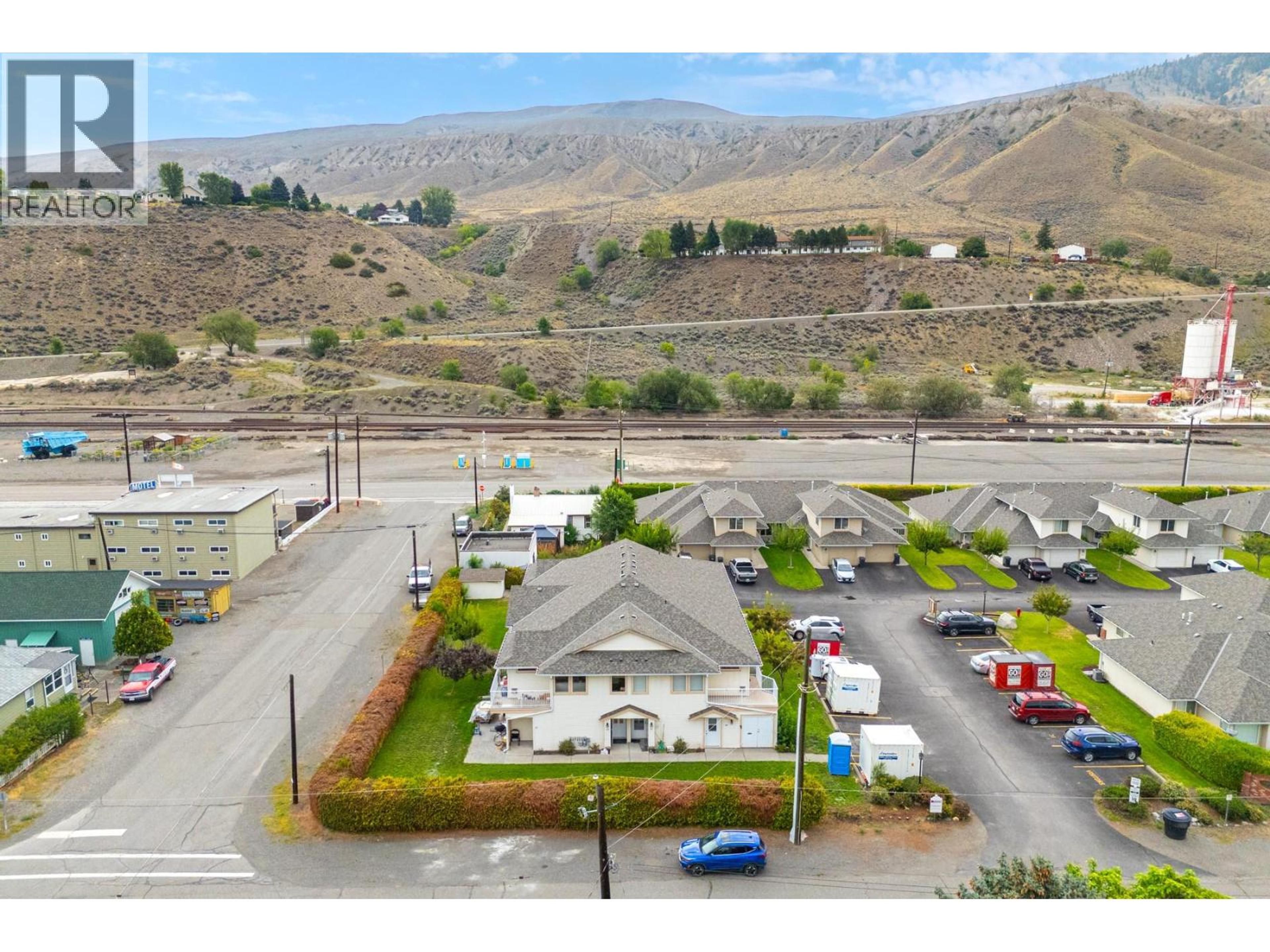 807 Railway Avenue, Ashcroft - Exteriors - Full Complex View, Drone/Aerial View - Photo 15