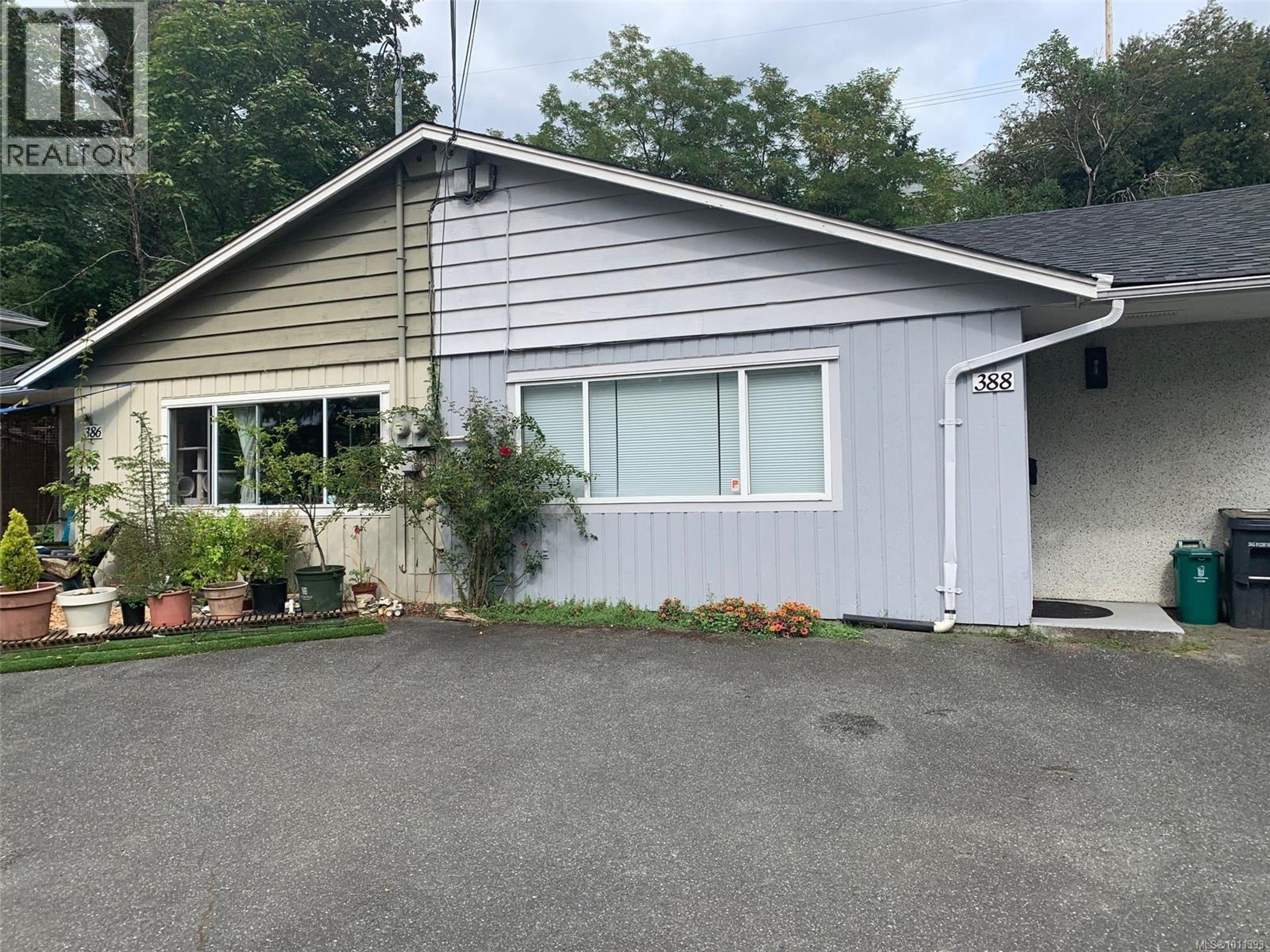 388 Pine St, Nanaimo - Exteriors - Photo 2