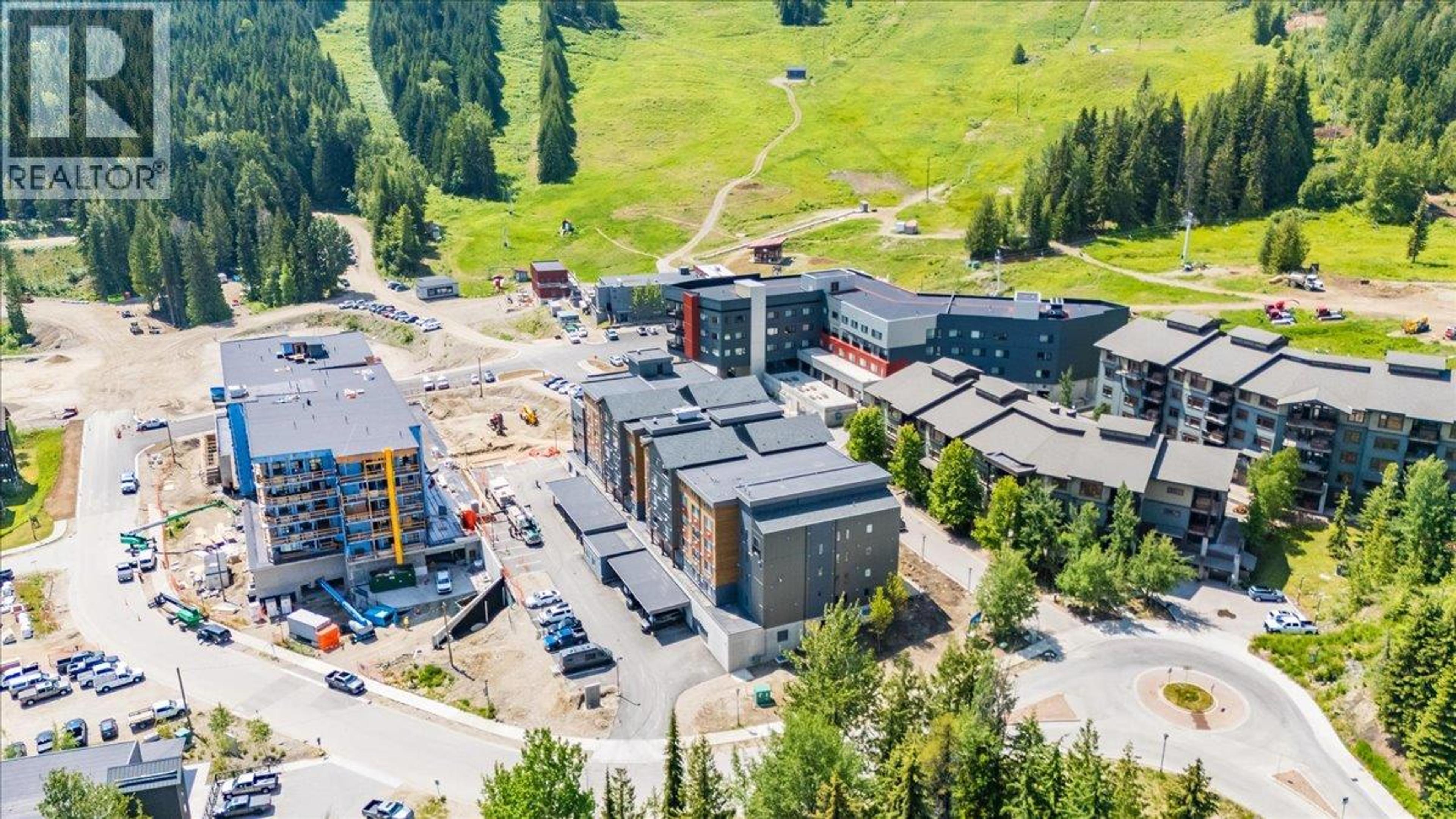 4280 Red Mountain Road, Rossland - Exteriors - Full Complex View, Drone/Aerial View - Photo 8