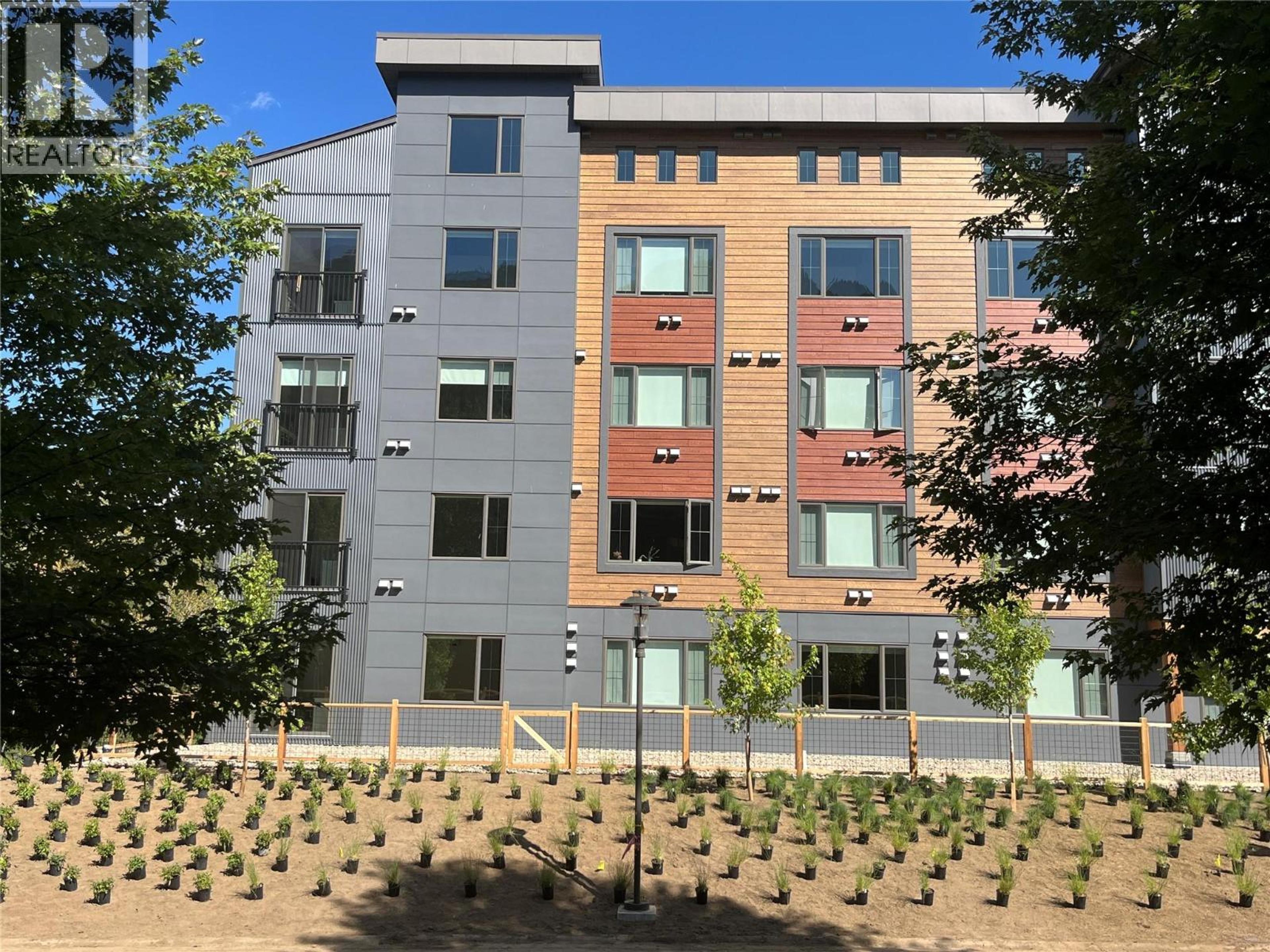 4280 Red Mountain Road, Rossland - Exteriors - Photo 11