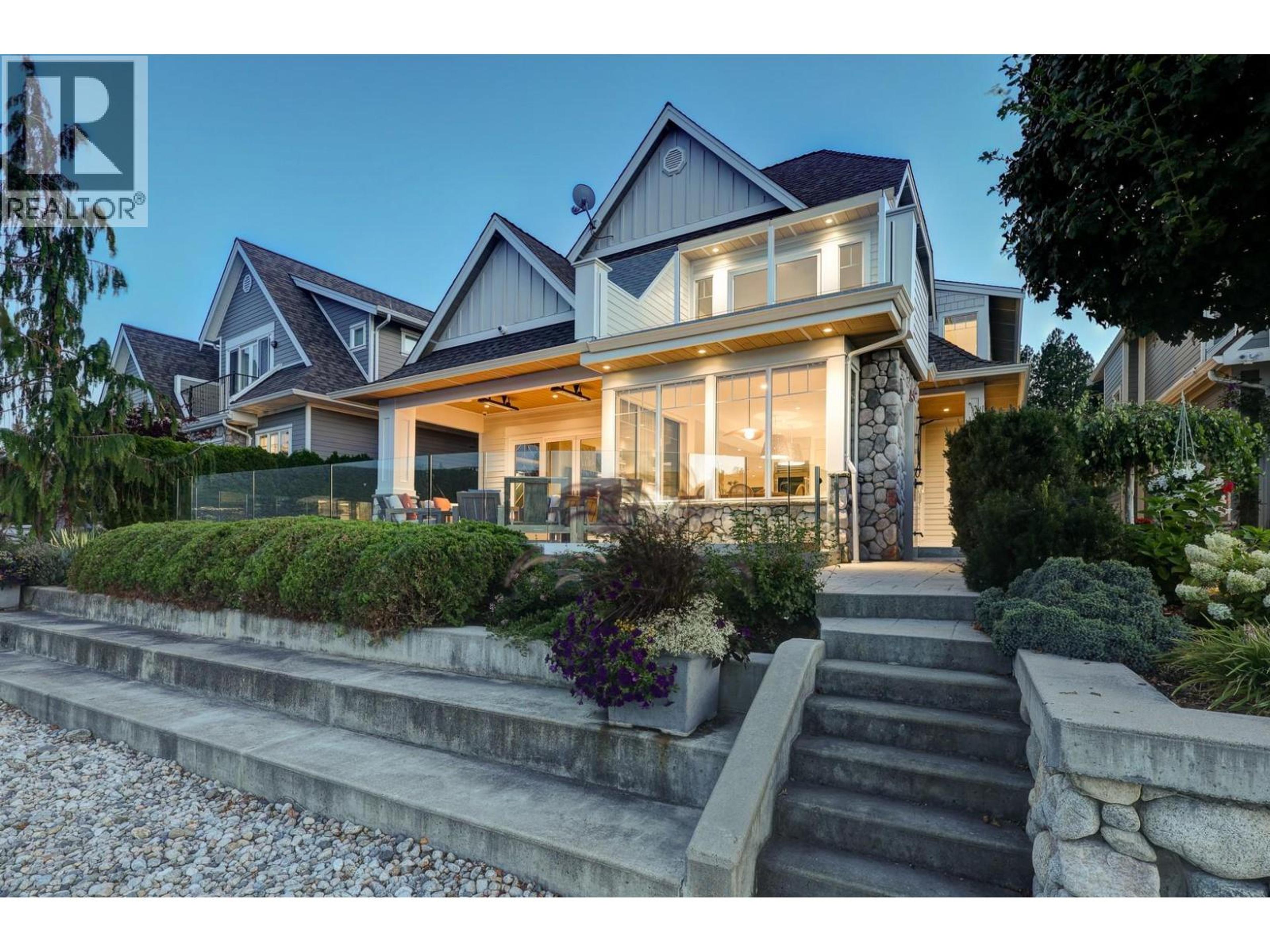 15419 Lakeshore Drive N, Summerland - Exteriors - Photo 1