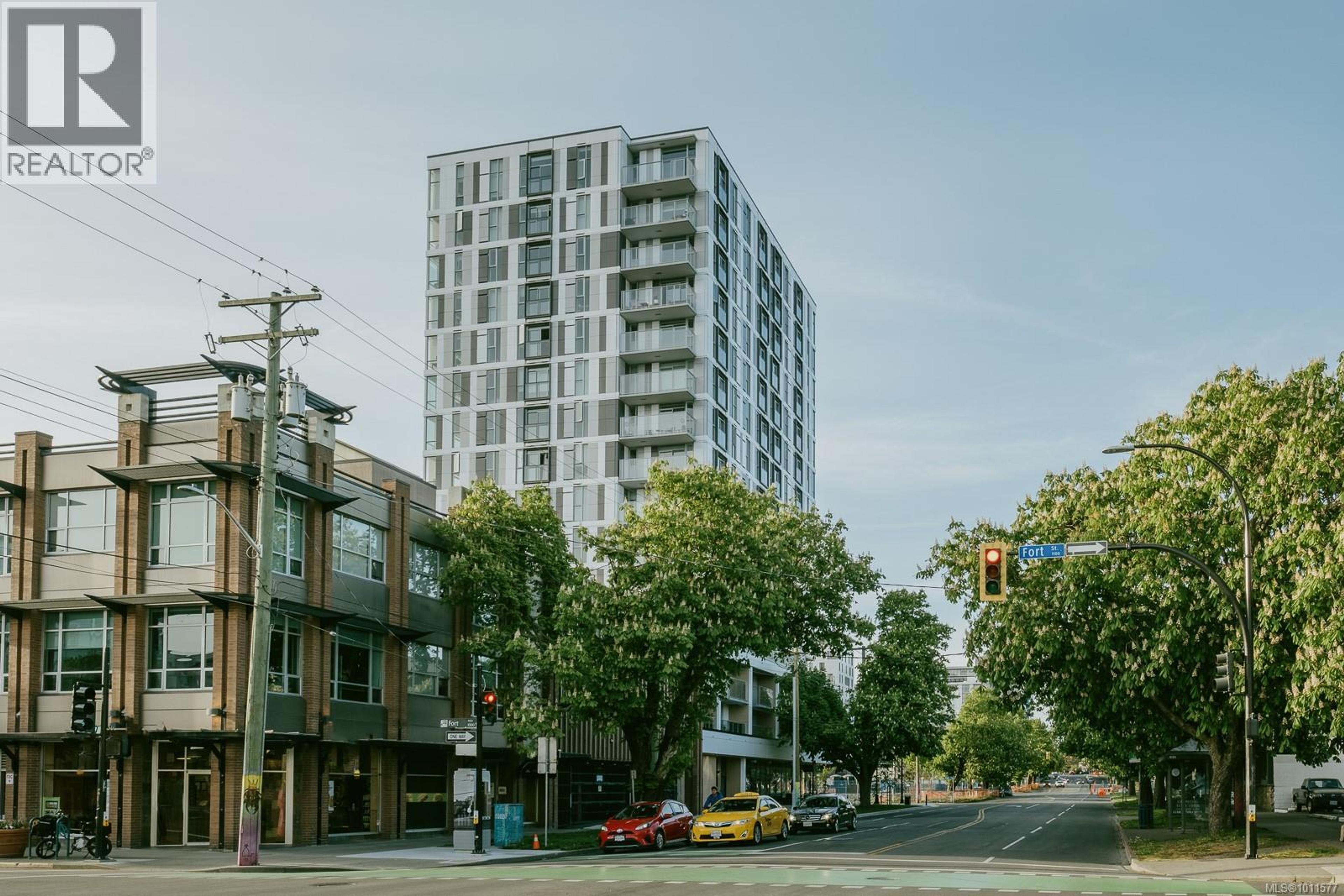 1097 View St, Victoria - Exteriors - Photo 3