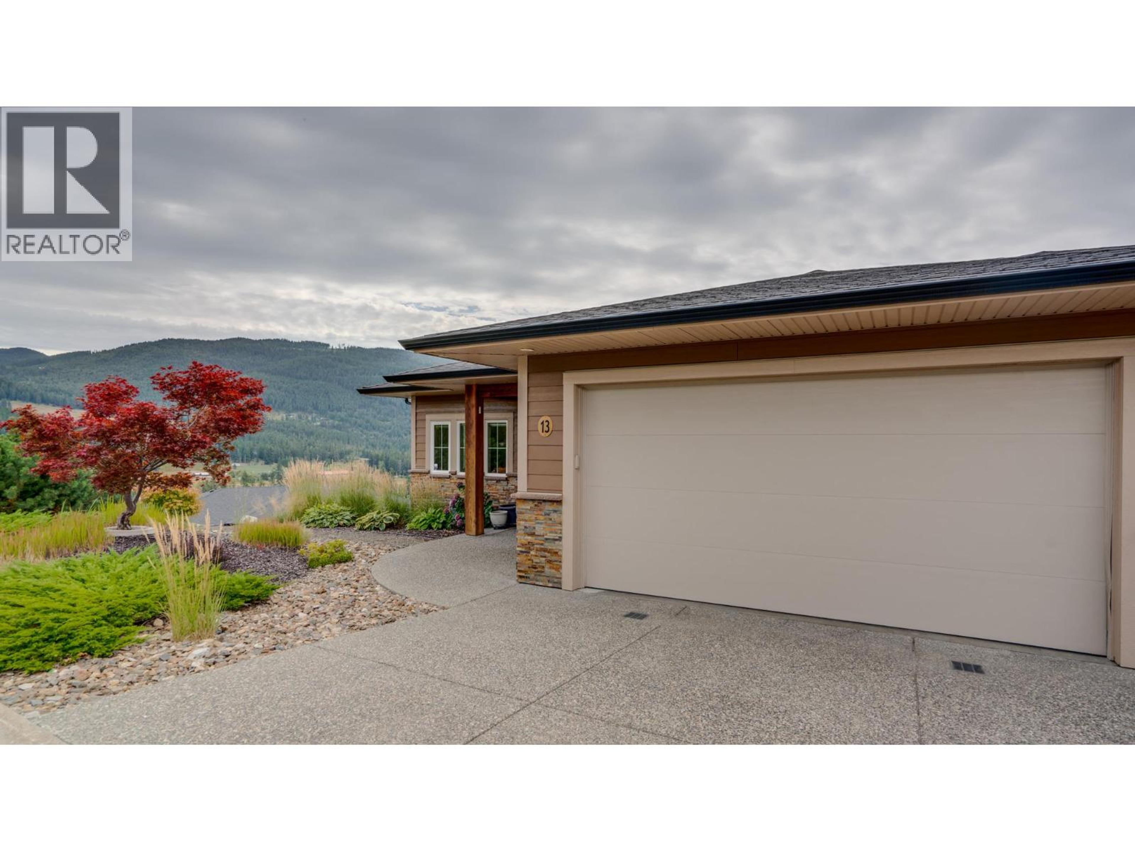 1404 Copper Mountain Court, Vernon - Exteriors - Photo 15