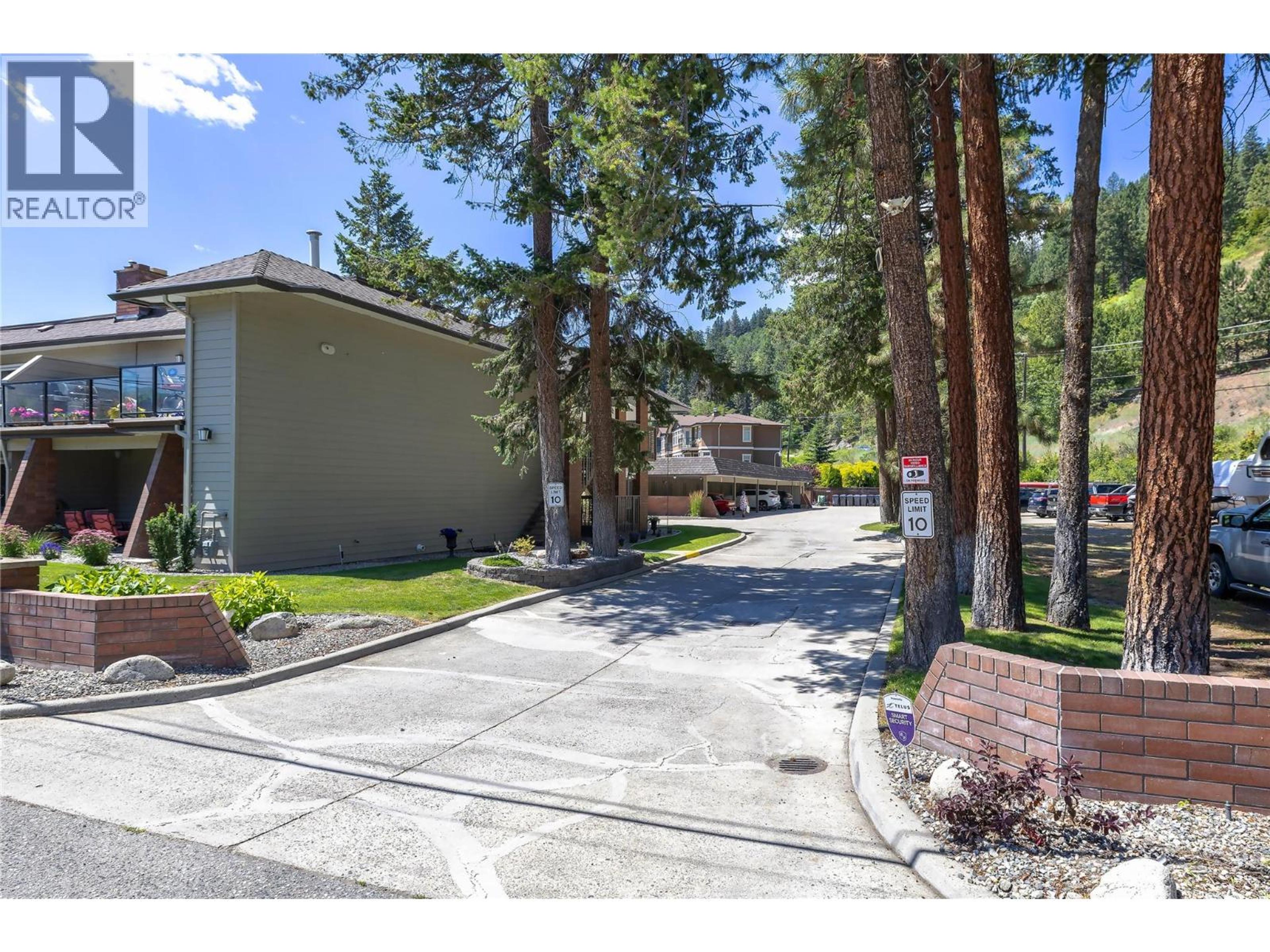 4340 Beach Avenue, Peachland - Exteriors - Full Complex View - Photo 2