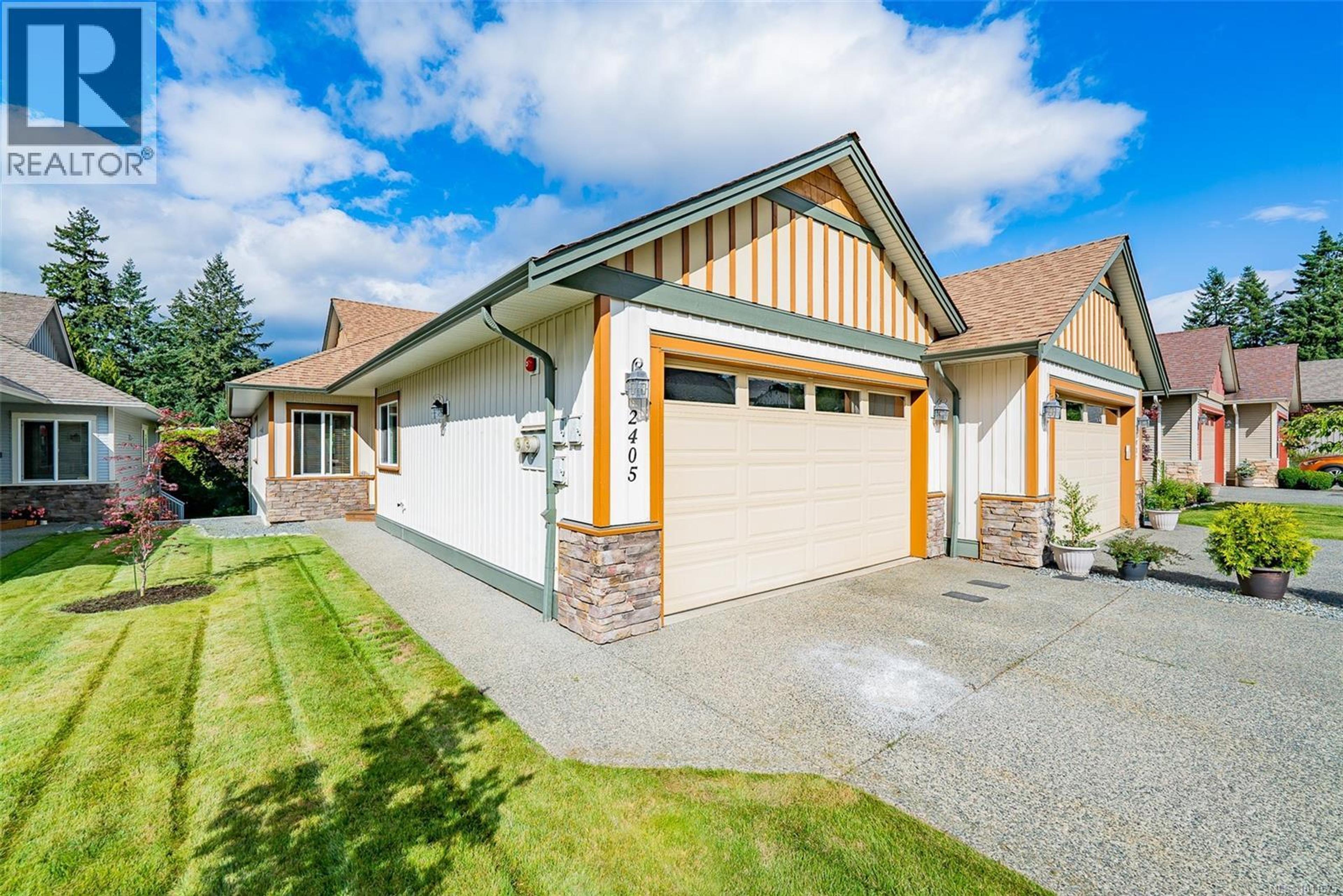 2405 Brandon Way, Nanaimo - Exteriors - Full Complex View - Photo 1