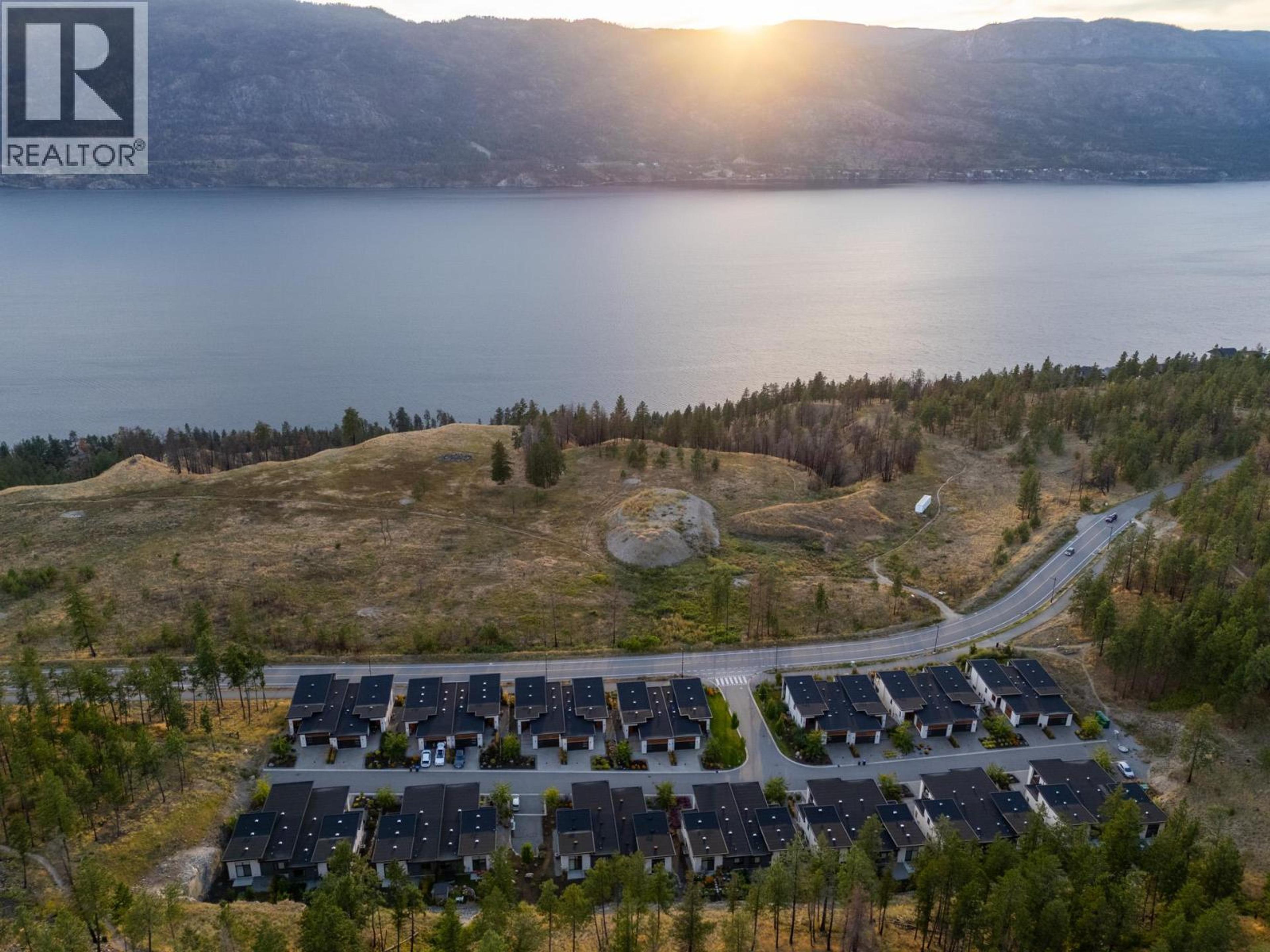 10100 Tyndall Road, Lake Country - Exteriors - Full Complex View, Drone/Aerial View - Photo 7