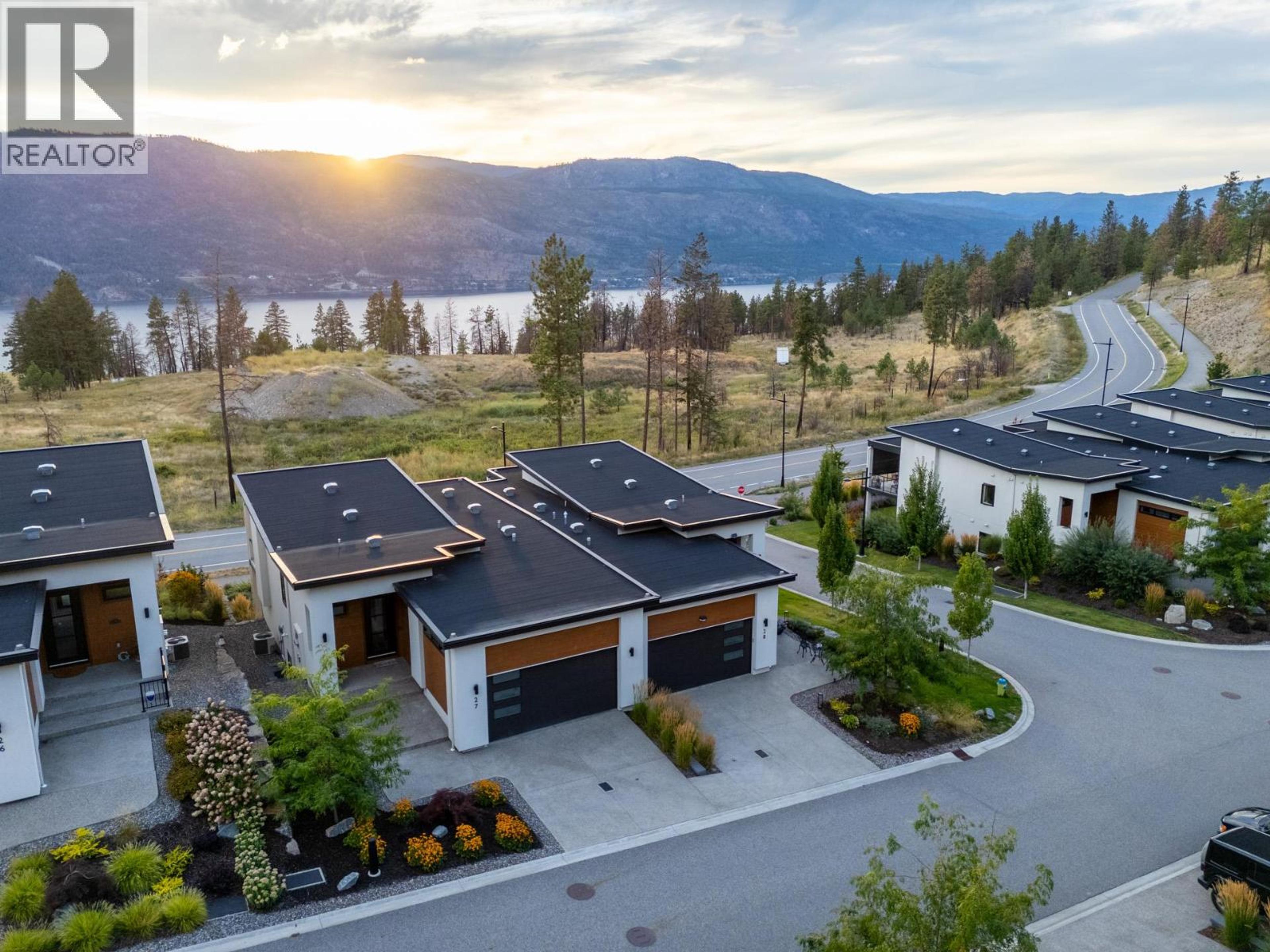 10100 Tyndall Road, Lake Country - Exteriors - Full Complex View, Drone/Aerial View - Photo 10