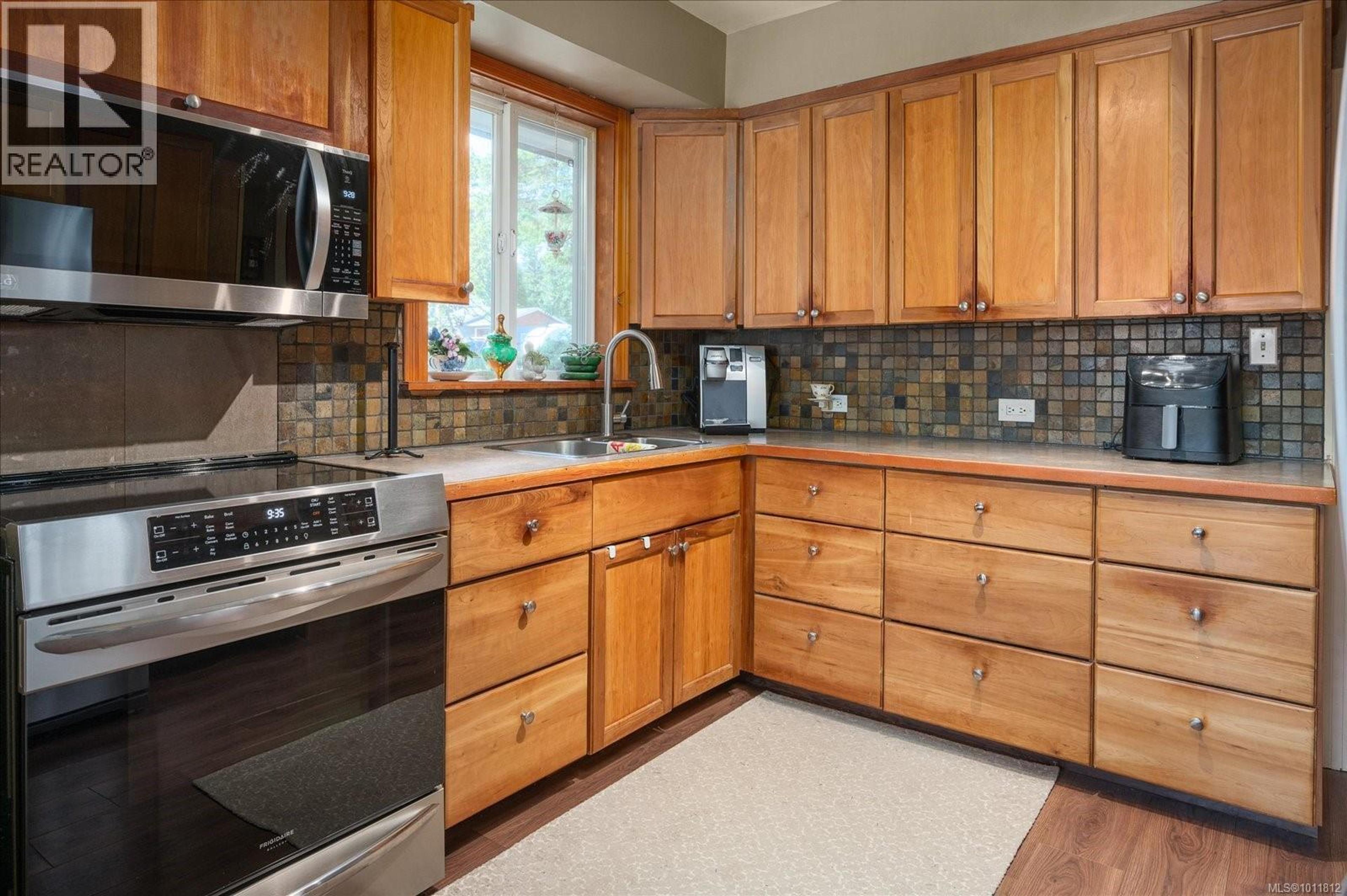 1813 NORTHFIELD RD - Image 2