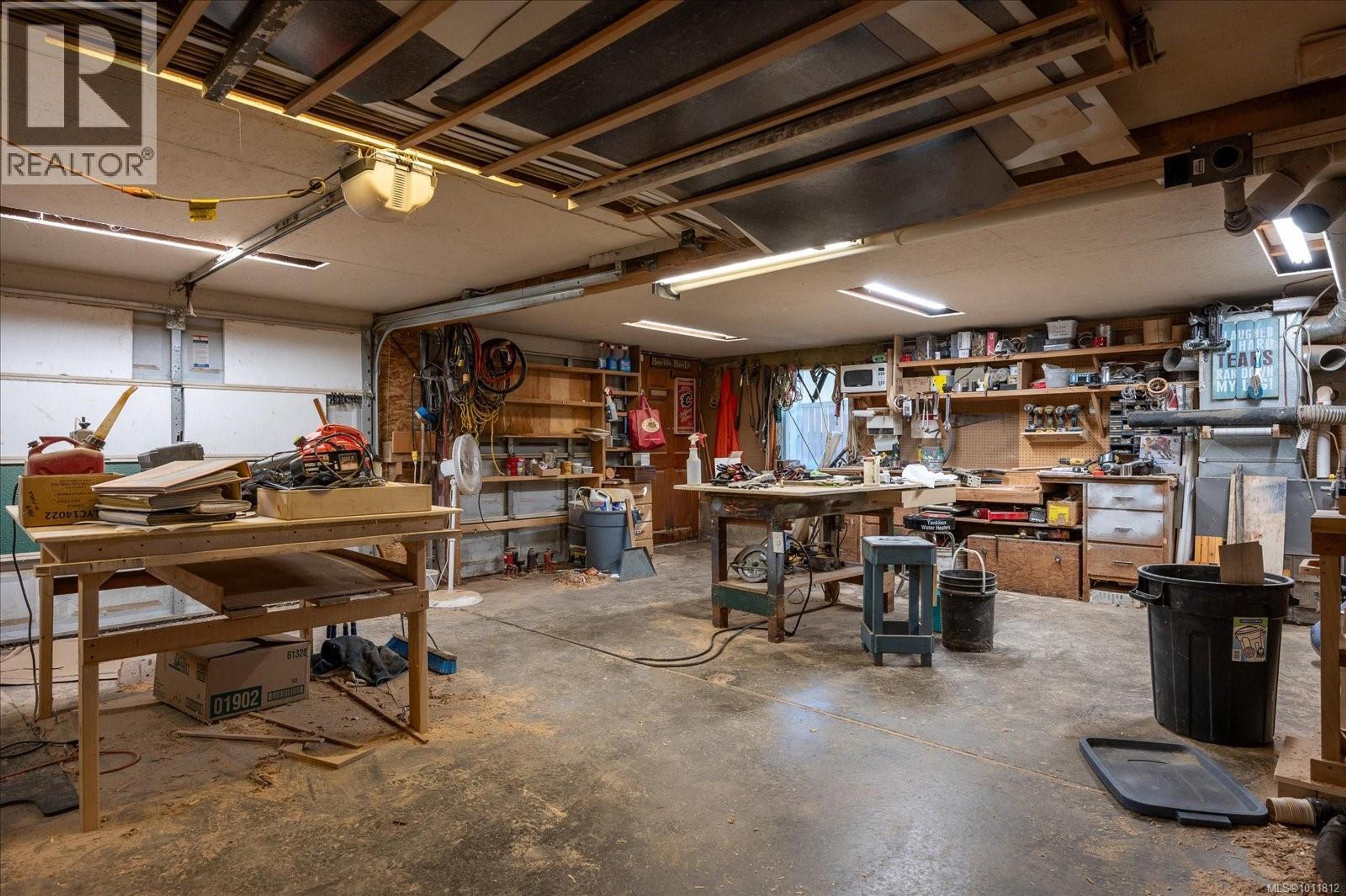 1813 NORTHFIELD RD - Image 33