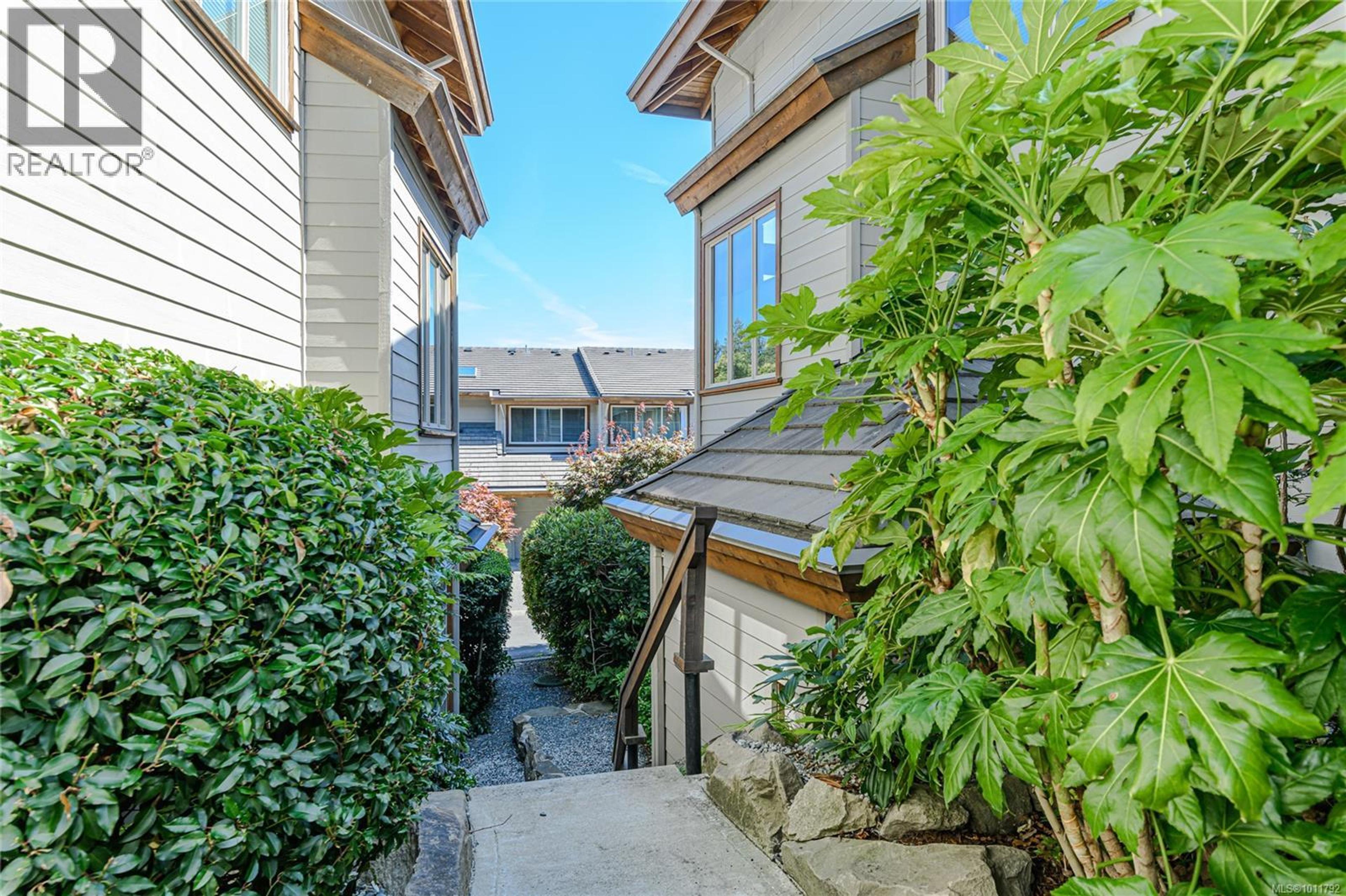 115 Upper Ganges Road, Salt Spring Island - Exteriors - Photo 5