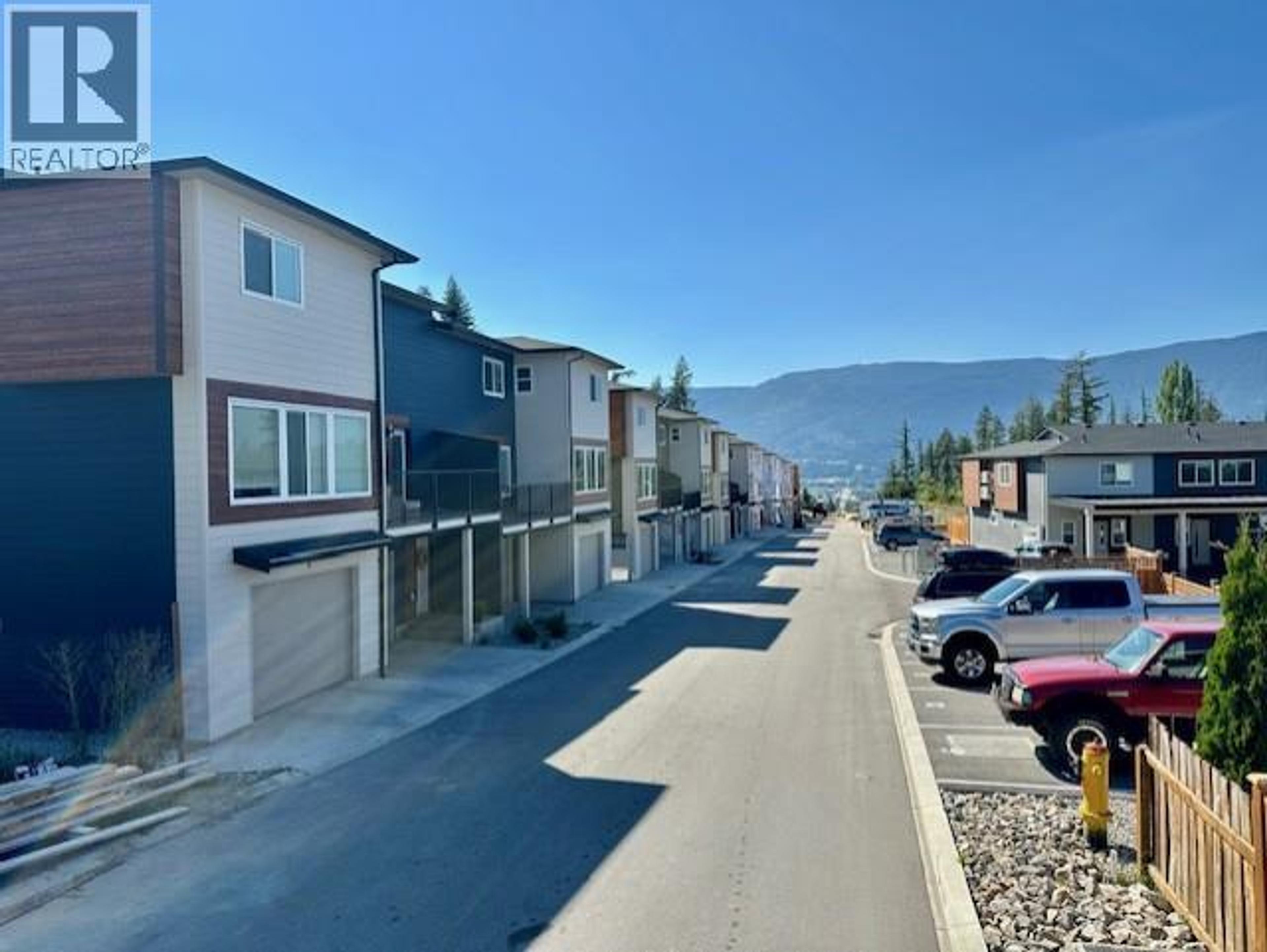 981 12 Street SE, Salmon Arm - Exteriors - Full Complex View - Photo 1
