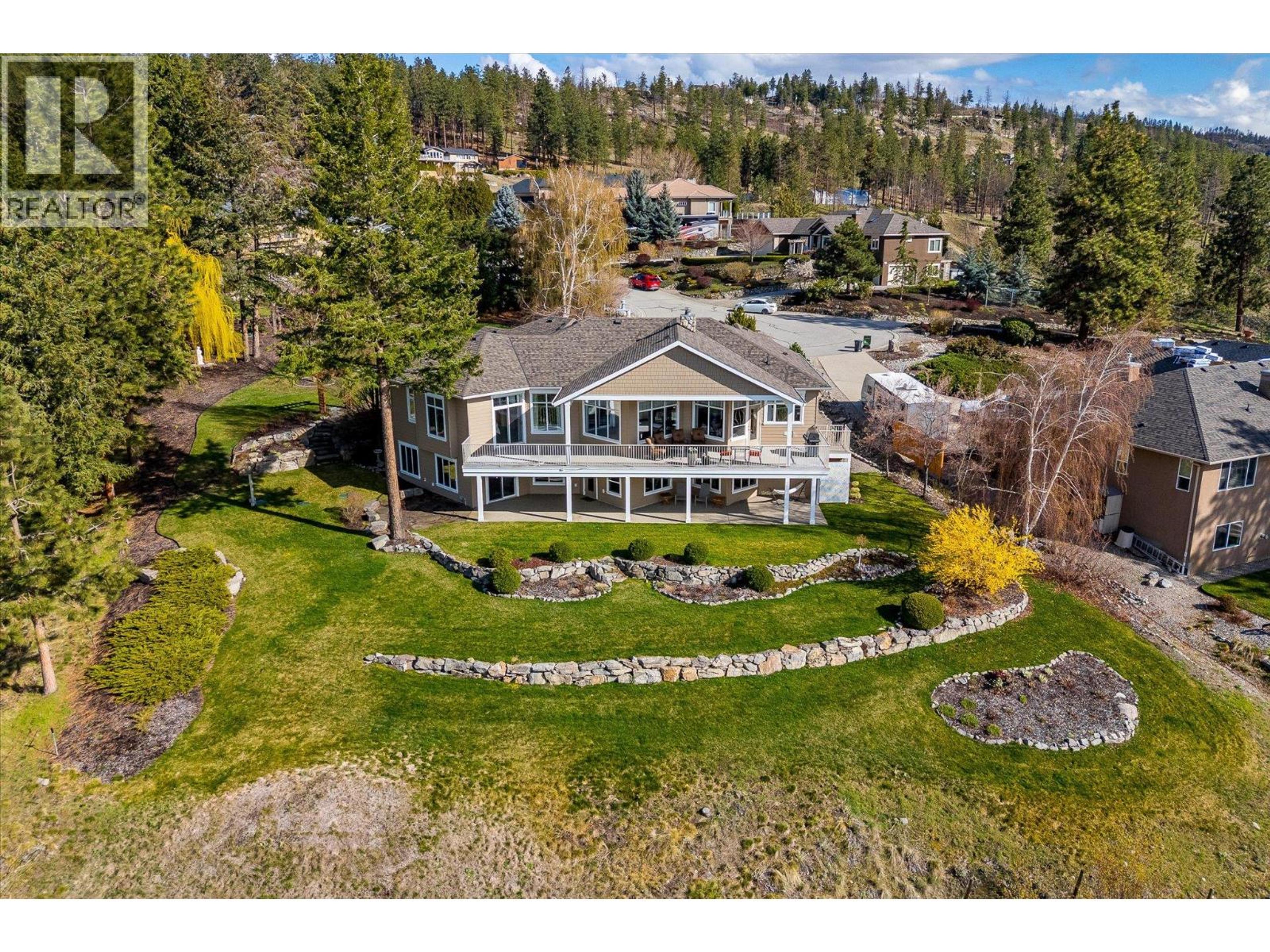 10726 Nighthawk Road, Lake Country - Exteriors - Drone/Aerial View - Photo 11