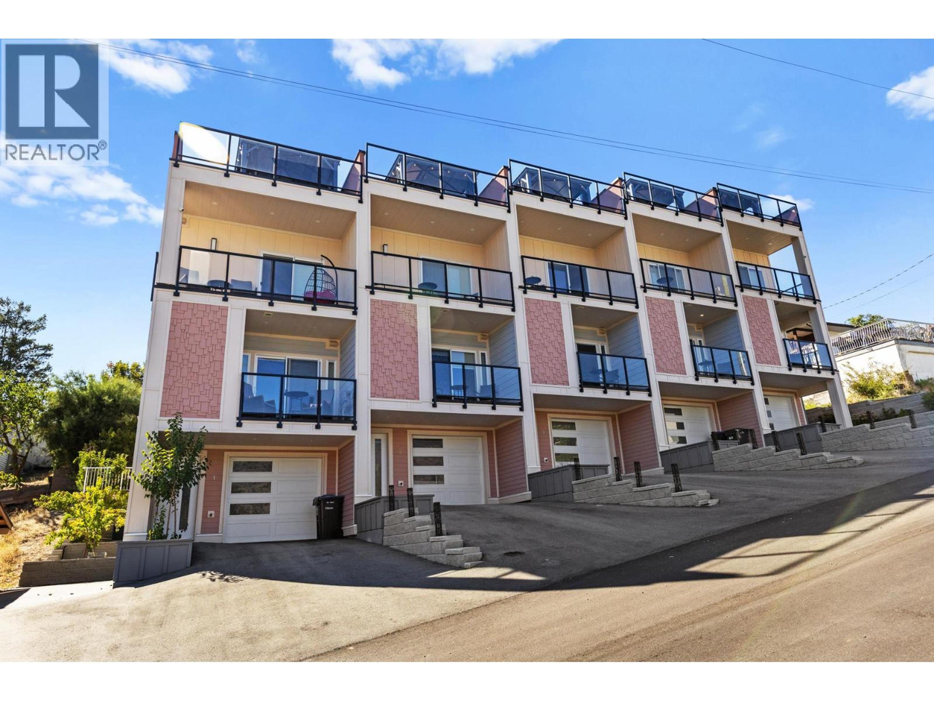 18 Loon Crescent, Osoyoos - Exteriors - Full Complex View - Photo 5