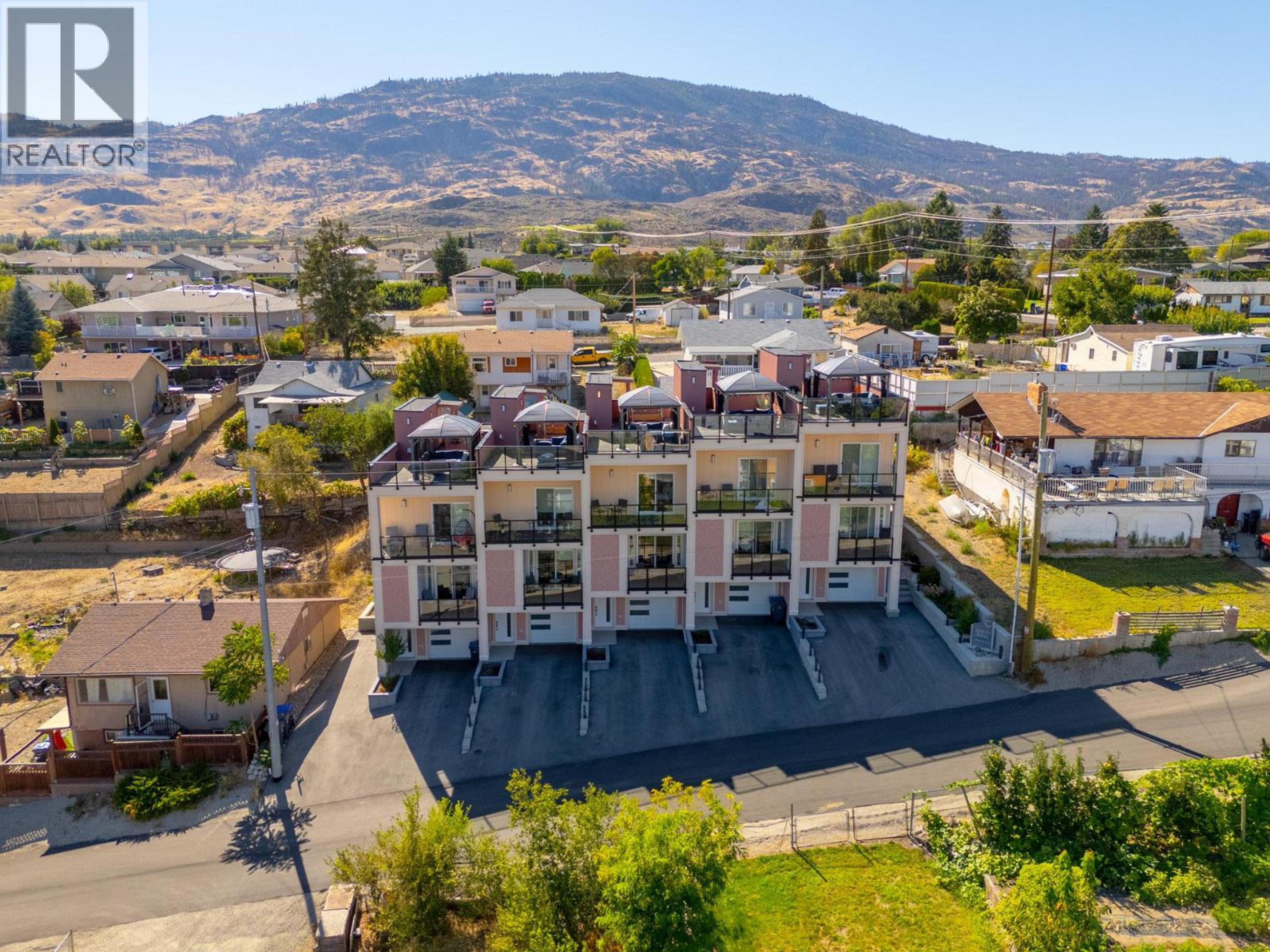 18 Loon Crescent, Osoyoos - Exteriors - Full Complex View, Drone/Aerial View - Photo 9