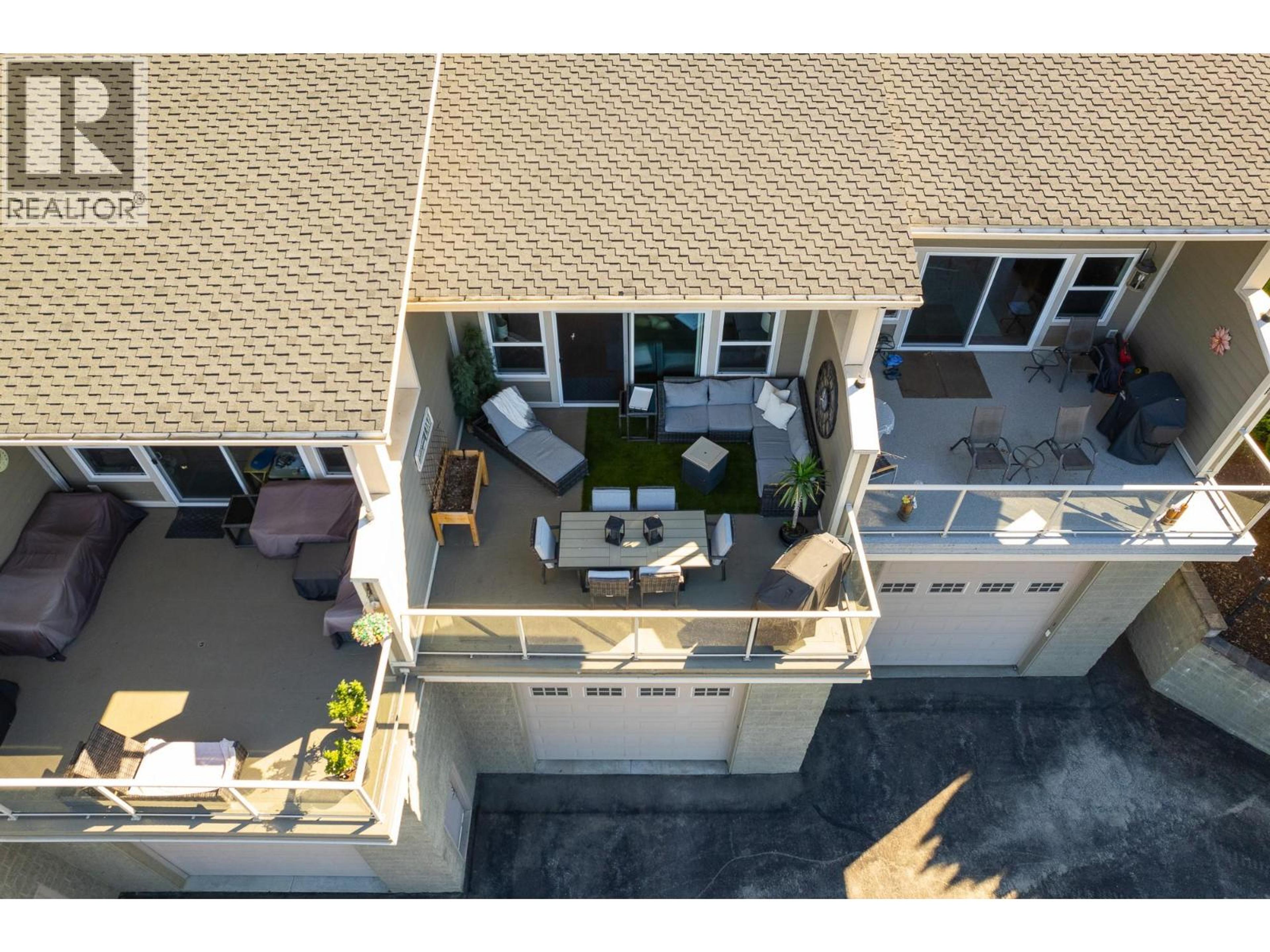 2802 Henstridge Road, Sorrento - Exteriors - Full Complex View, Drone/Aerial View - Photo 4