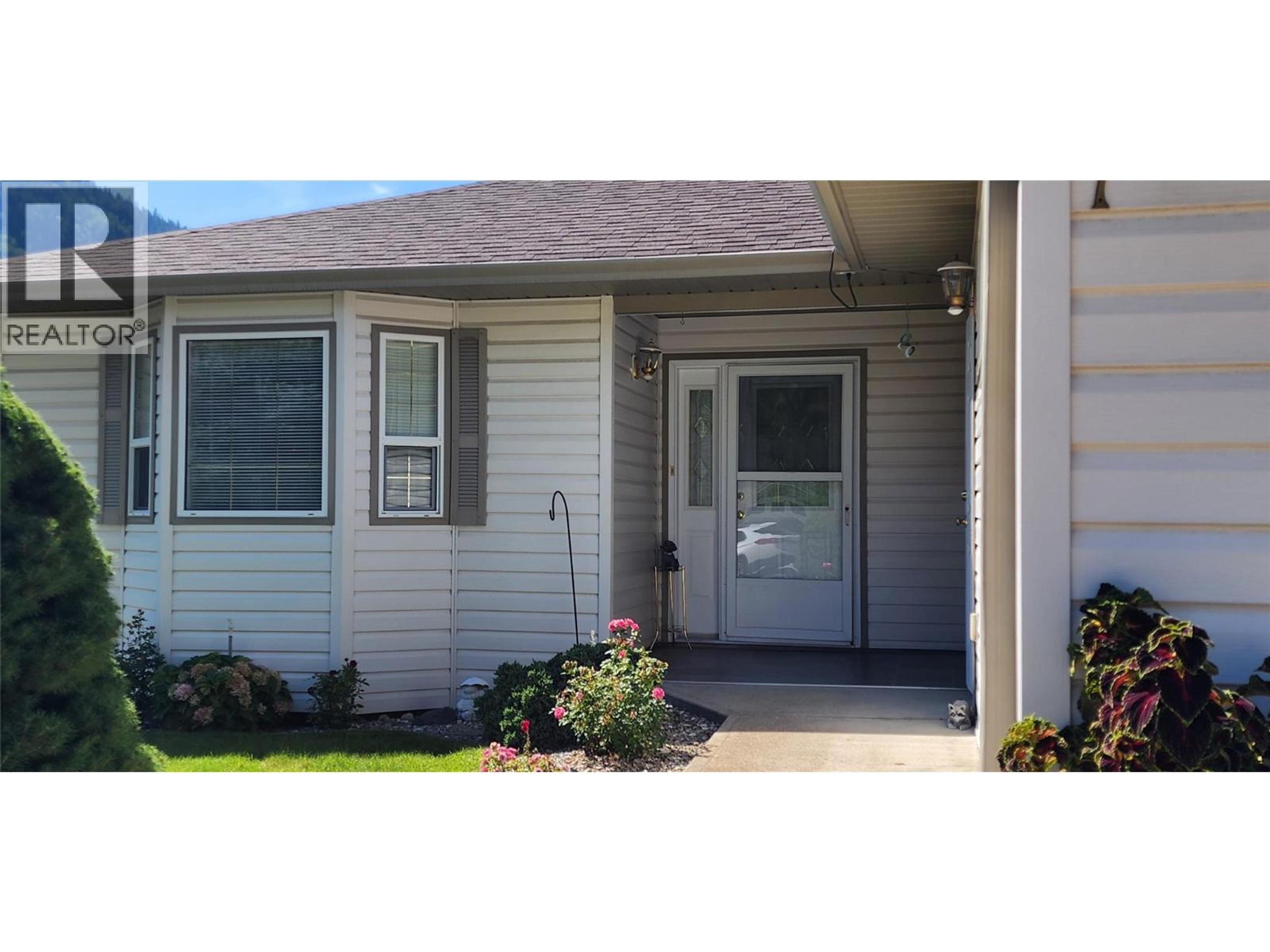 7661 Crema Drive, Trail - Exteriors - Photo 5