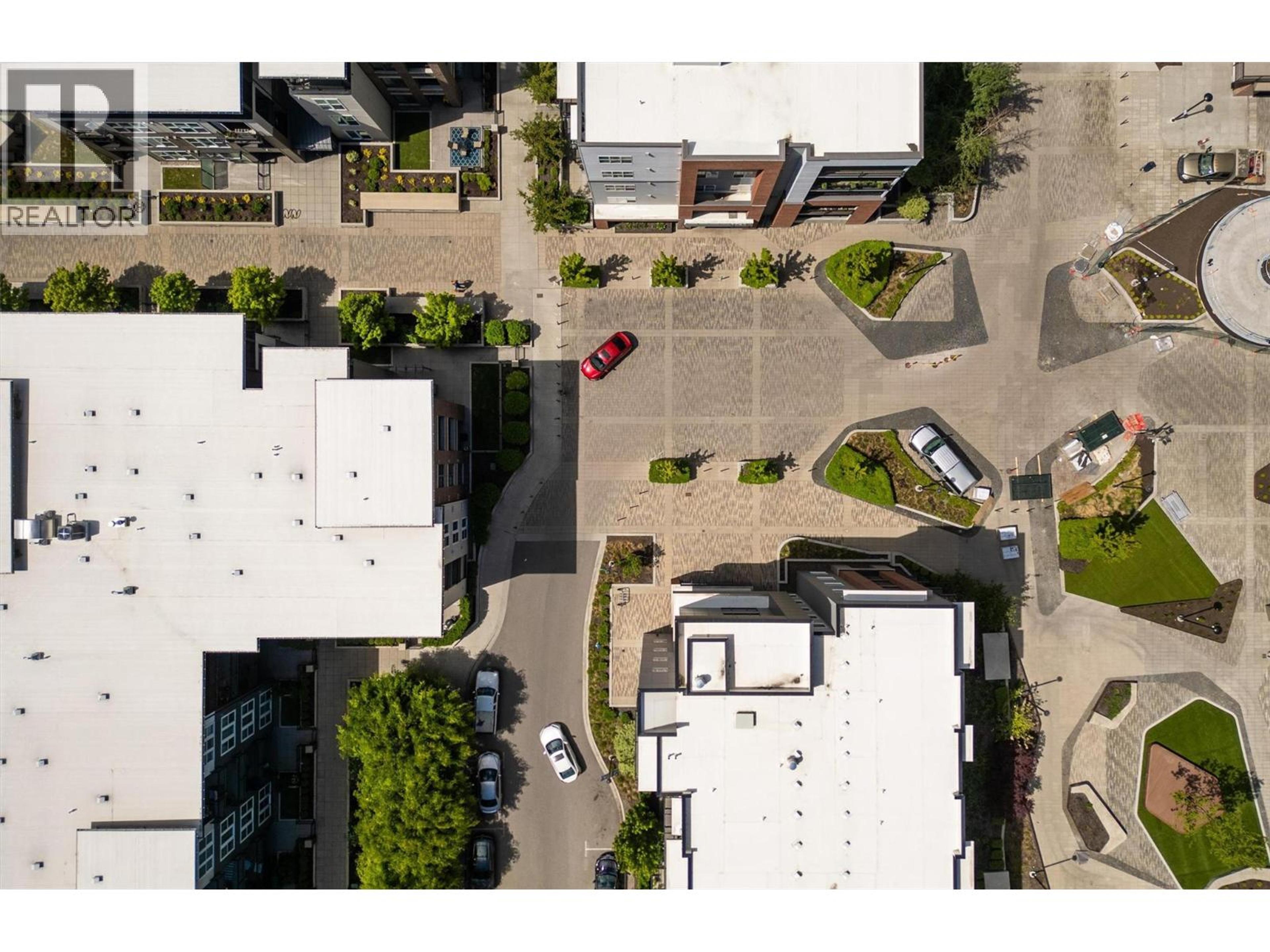 1770 Richter Street, Kelowna - Exteriors - Full Complex View, Drone/Aerial View - Photo 5