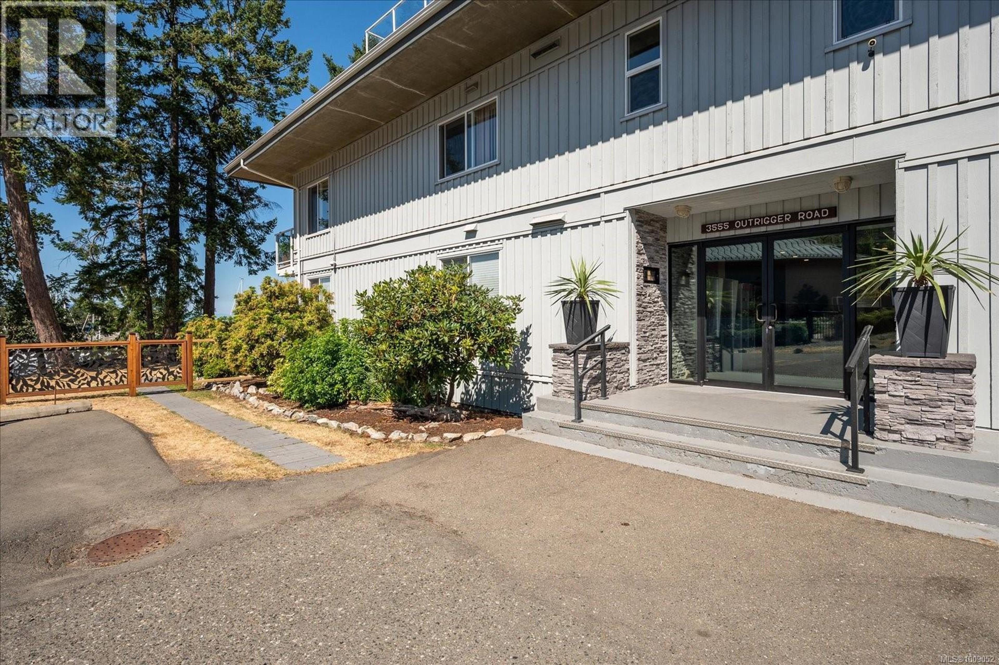 3555 Outrigger Rd, Nanoose Bay - Exteriors - Photo 8