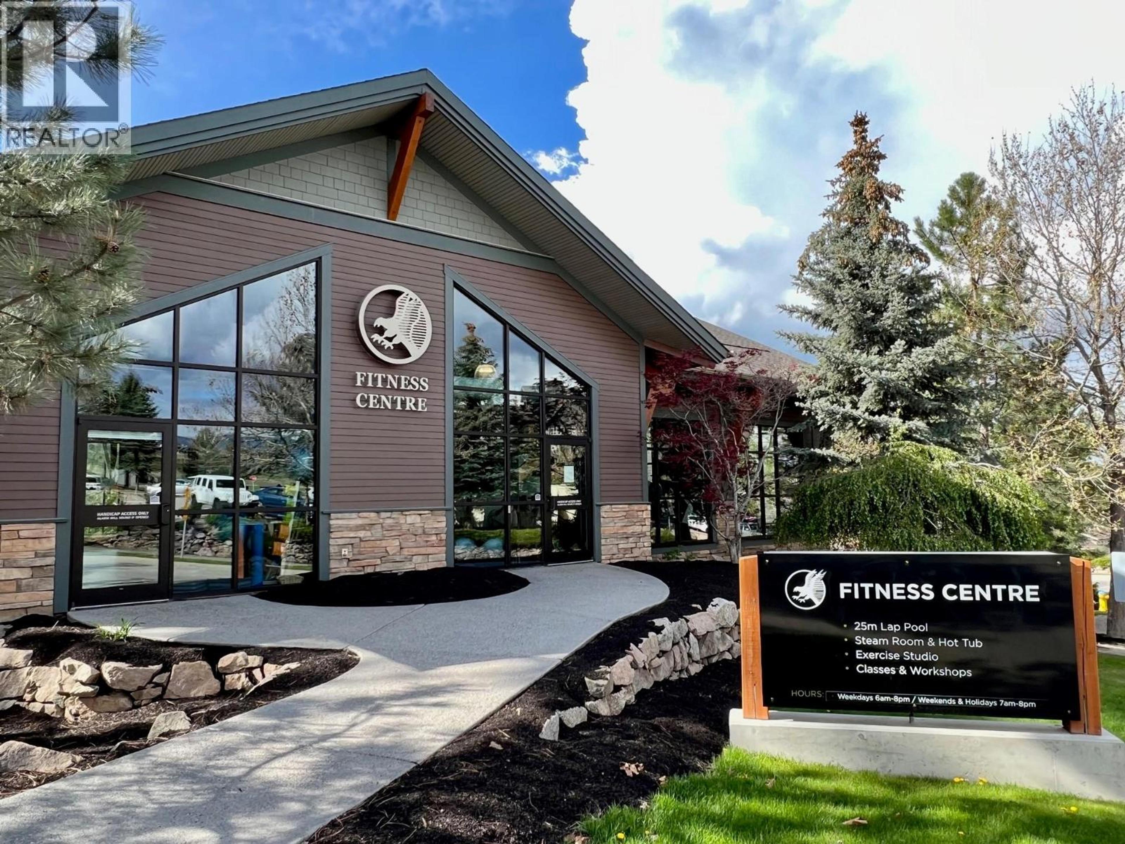 101 Dormie Drive, Vernon - Exteriors - Photo 2