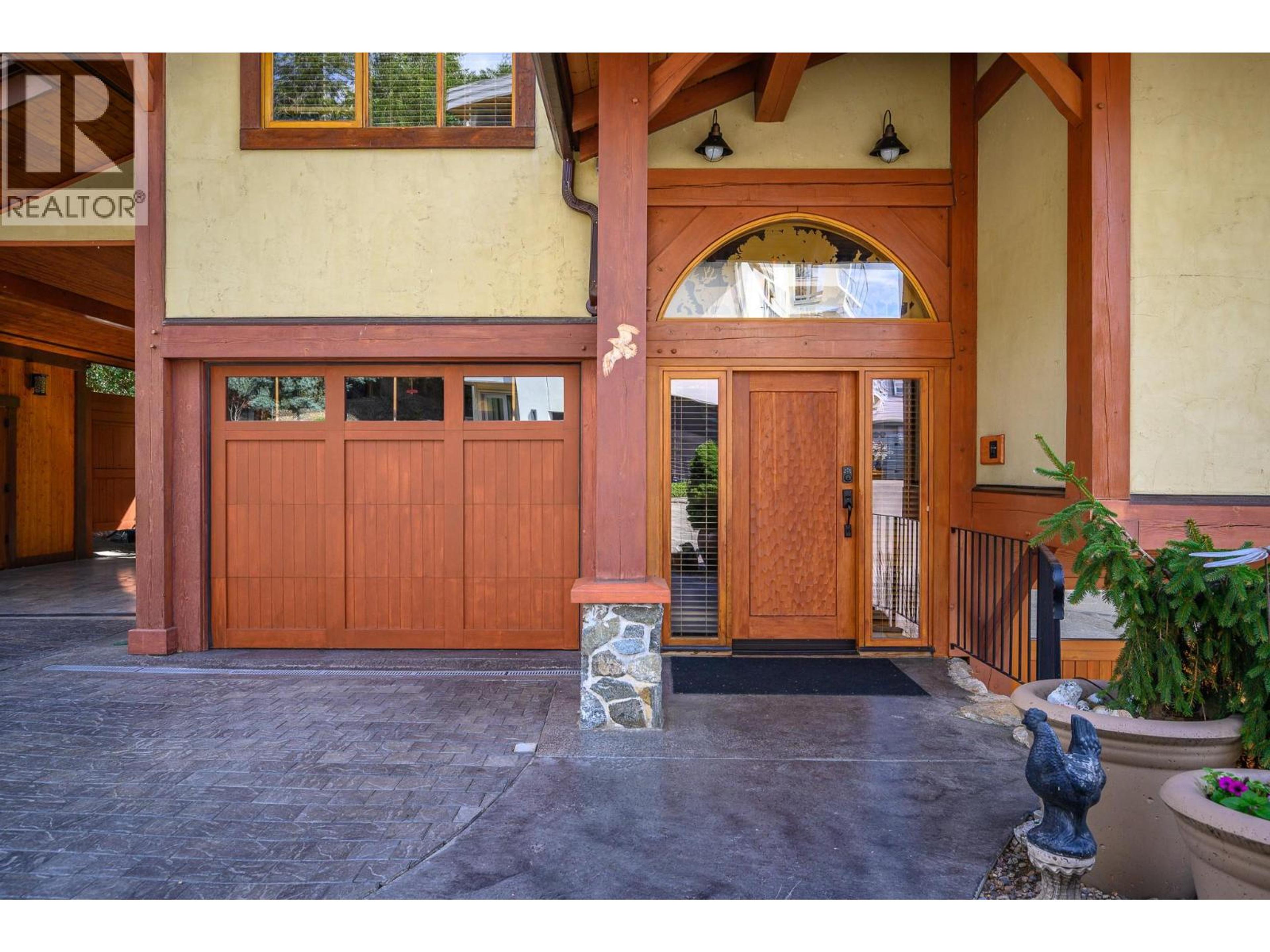 7302 Old Stamp Mill Road, Vernon - Exteriors - Photo 2