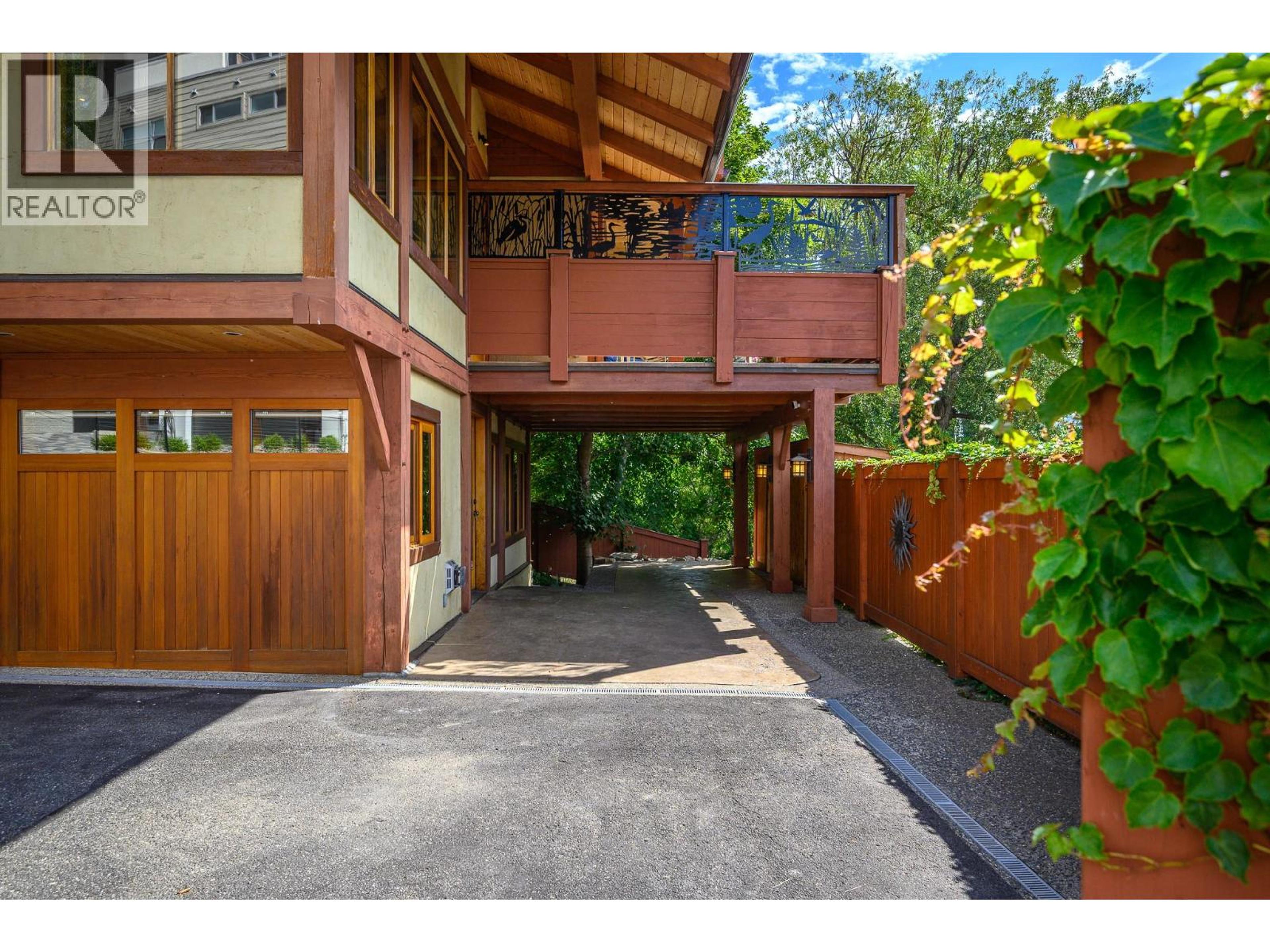 7302 Old Stamp Mill Road, Vernon - Exteriors - Photo 5