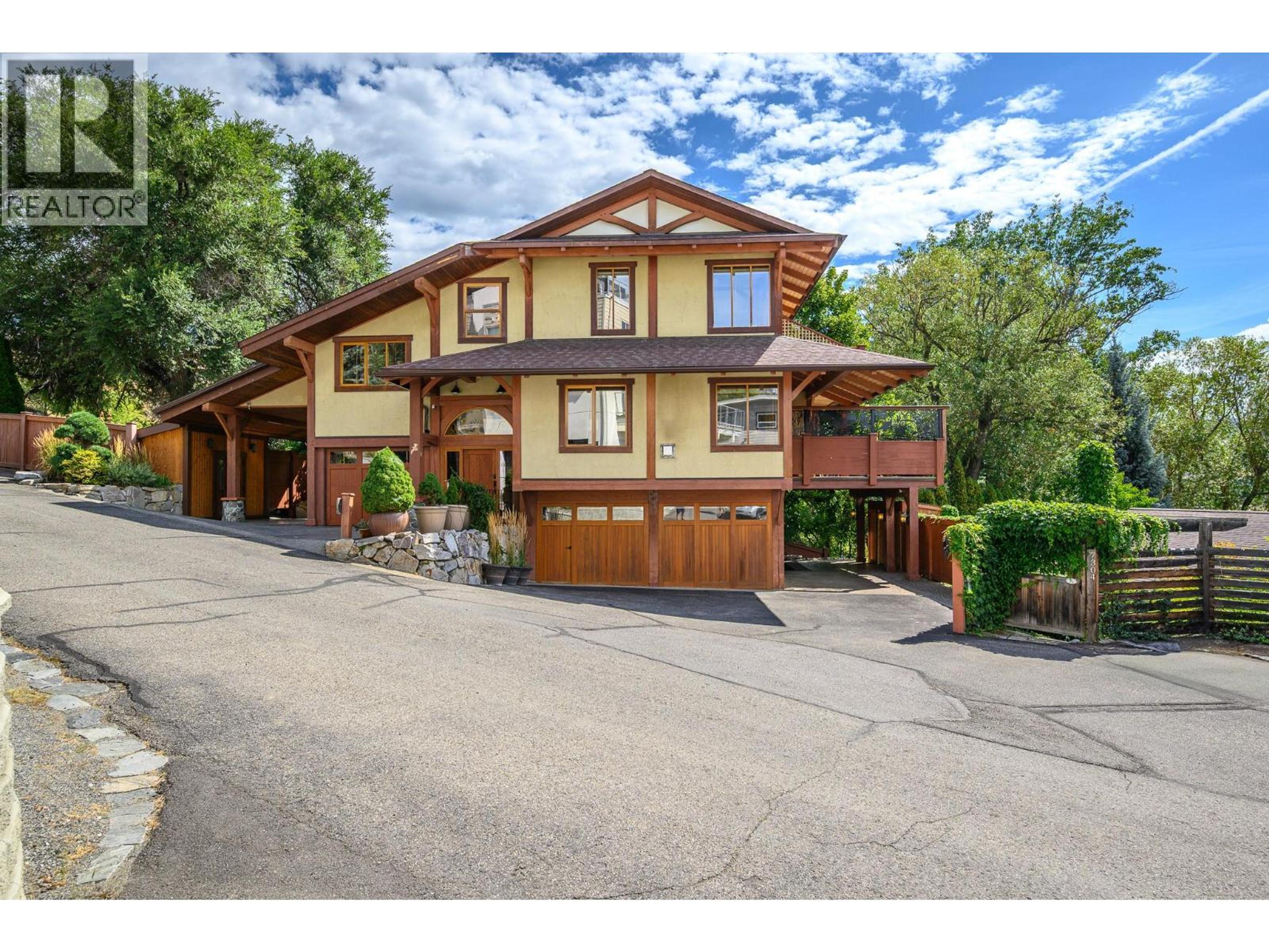 7302 Old Stamp Mill Road, Vernon - Exteriors - Photo 8