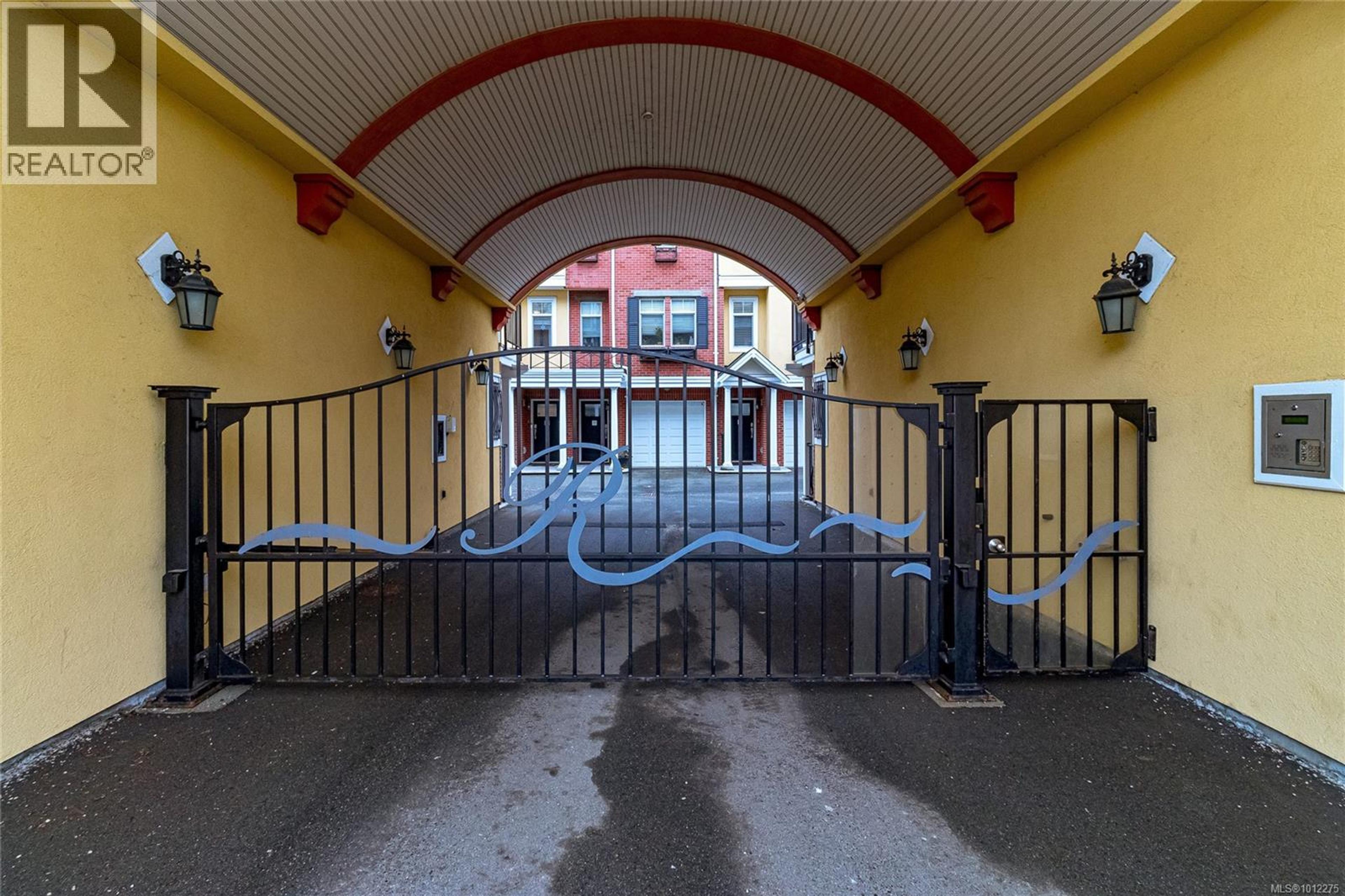 50 Mill St, Nanaimo - Exteriors - Full Complex View - Photo 17