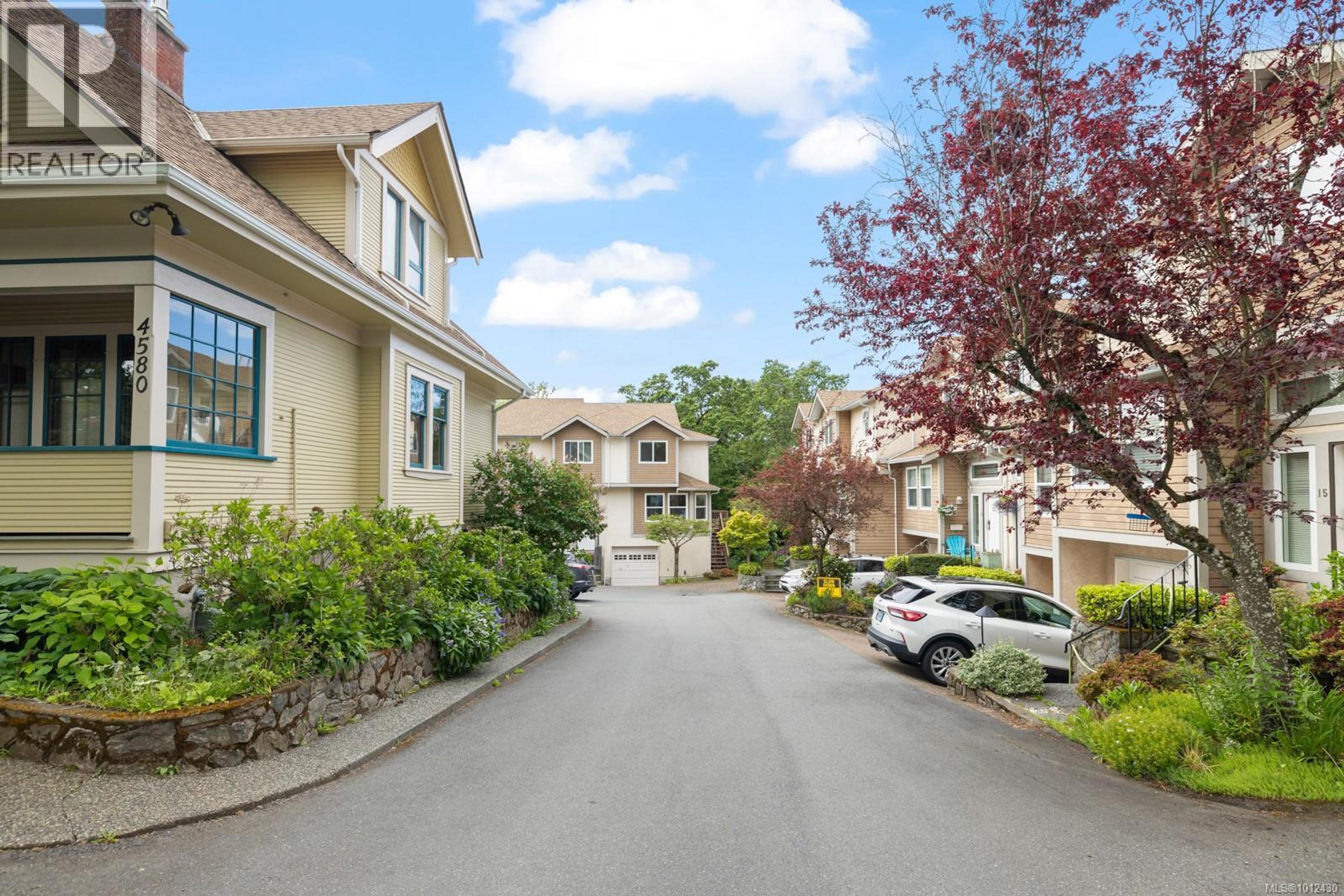 4580 West Saanich Rd, Saanich - Exteriors - Full Complex View - Photo 4