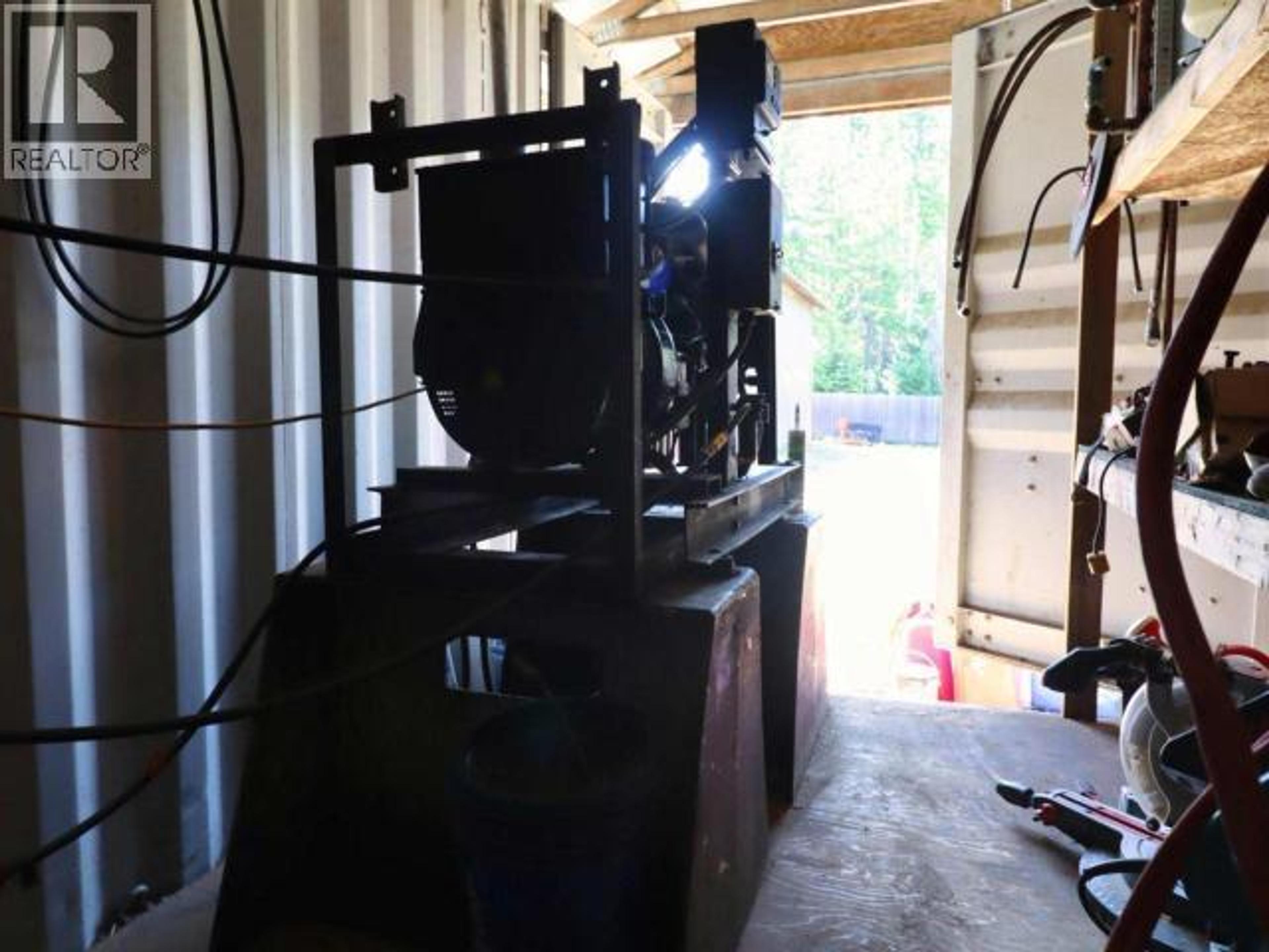 #10 1701 IRELAND ROAD - 19