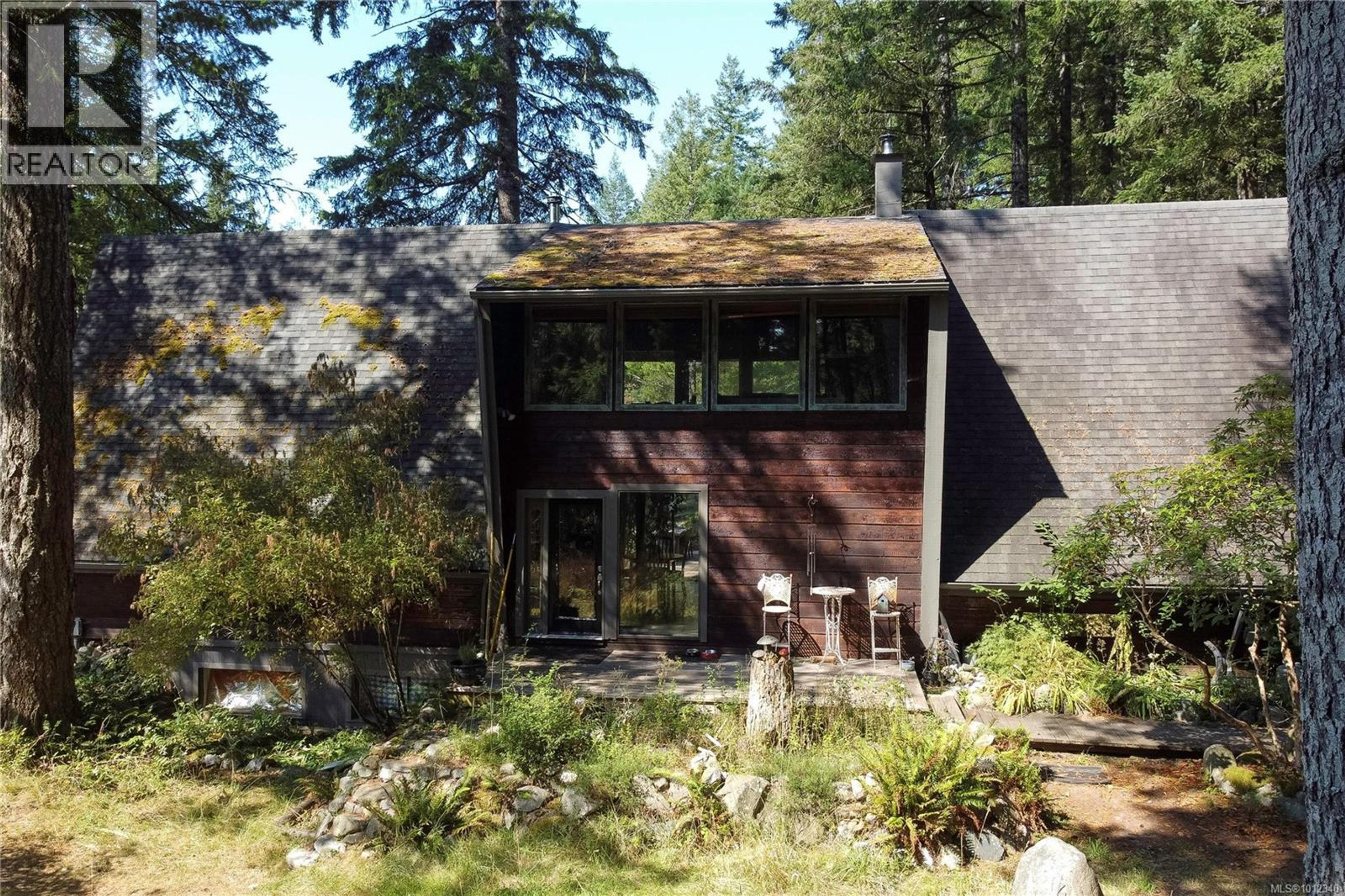 766 B Gowlland Harbour Rd, Quadra Island - Exteriors - Photo 1