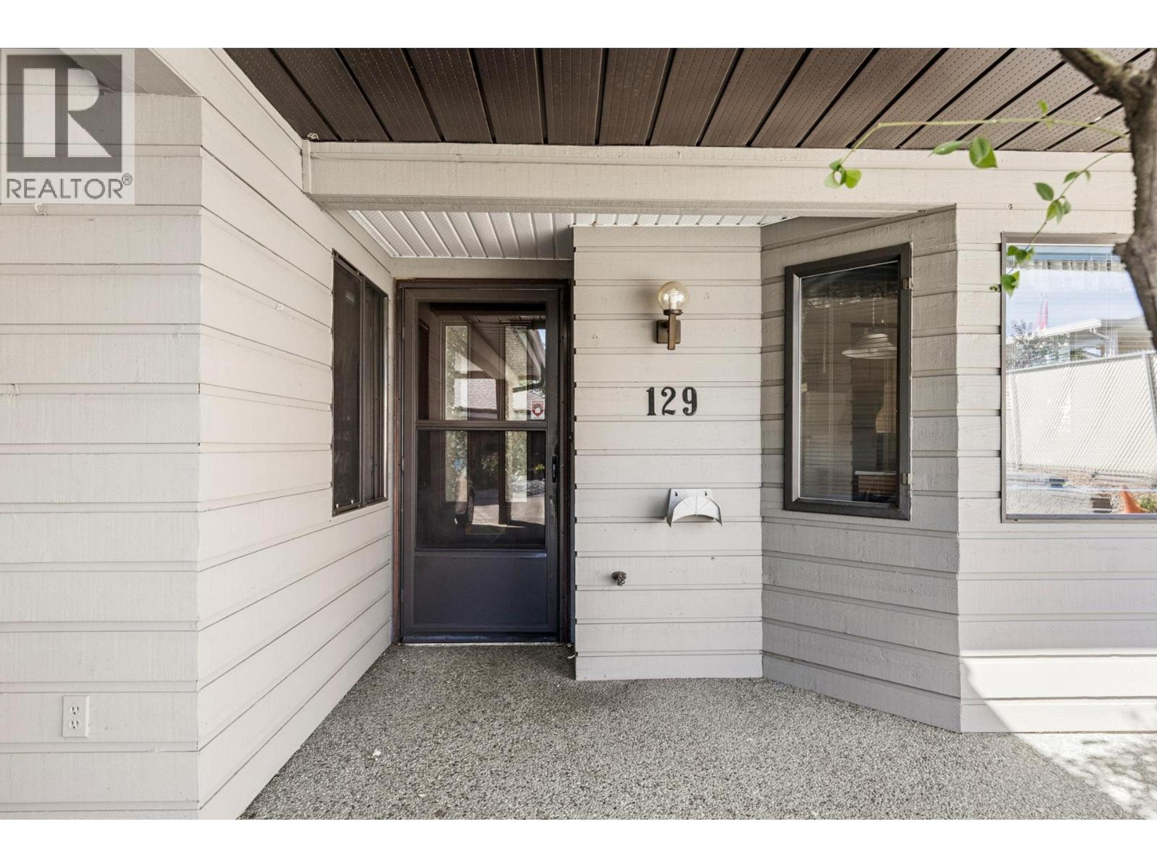 1765 Leckie Road, Kelowna - Exteriors - Photo 9