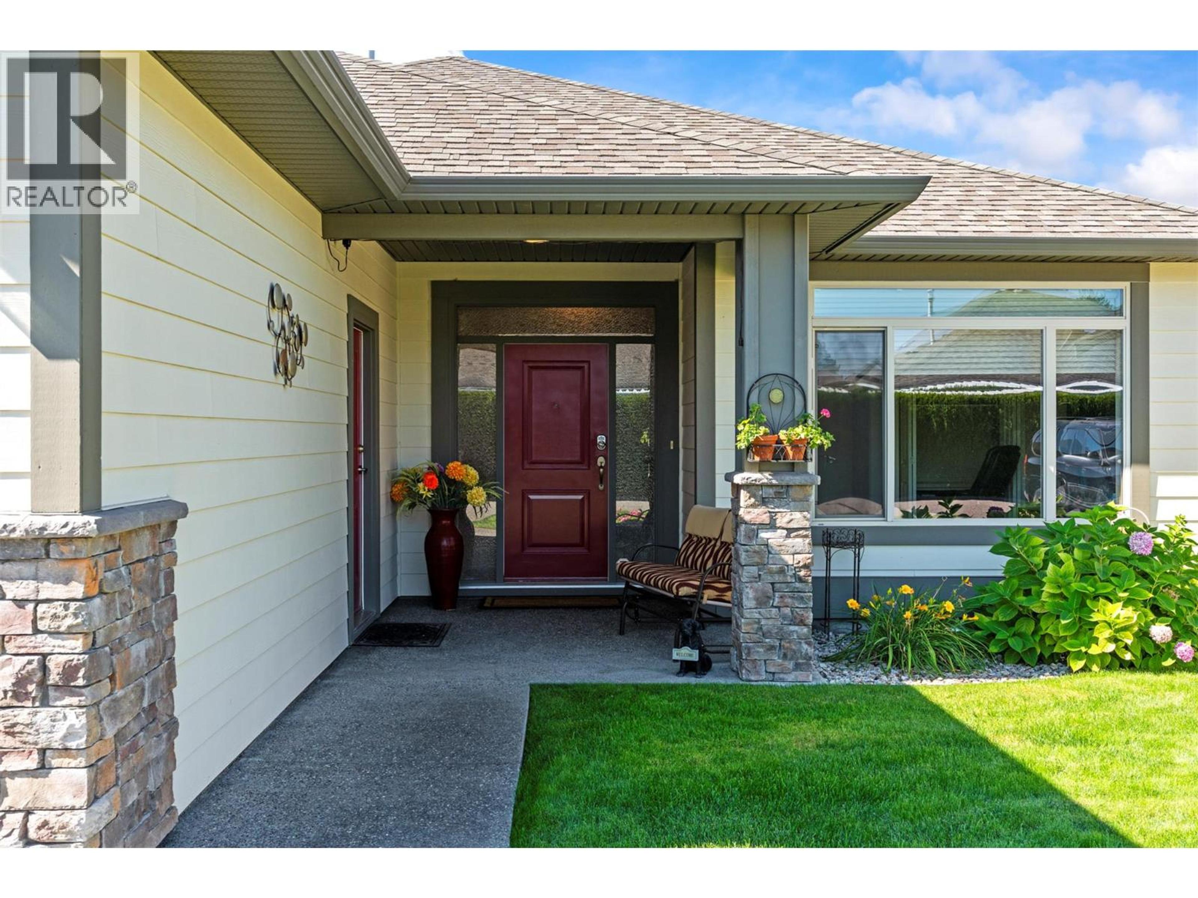 6450 Okanagan Landing Road, Vernon - Exteriors - Photo 1