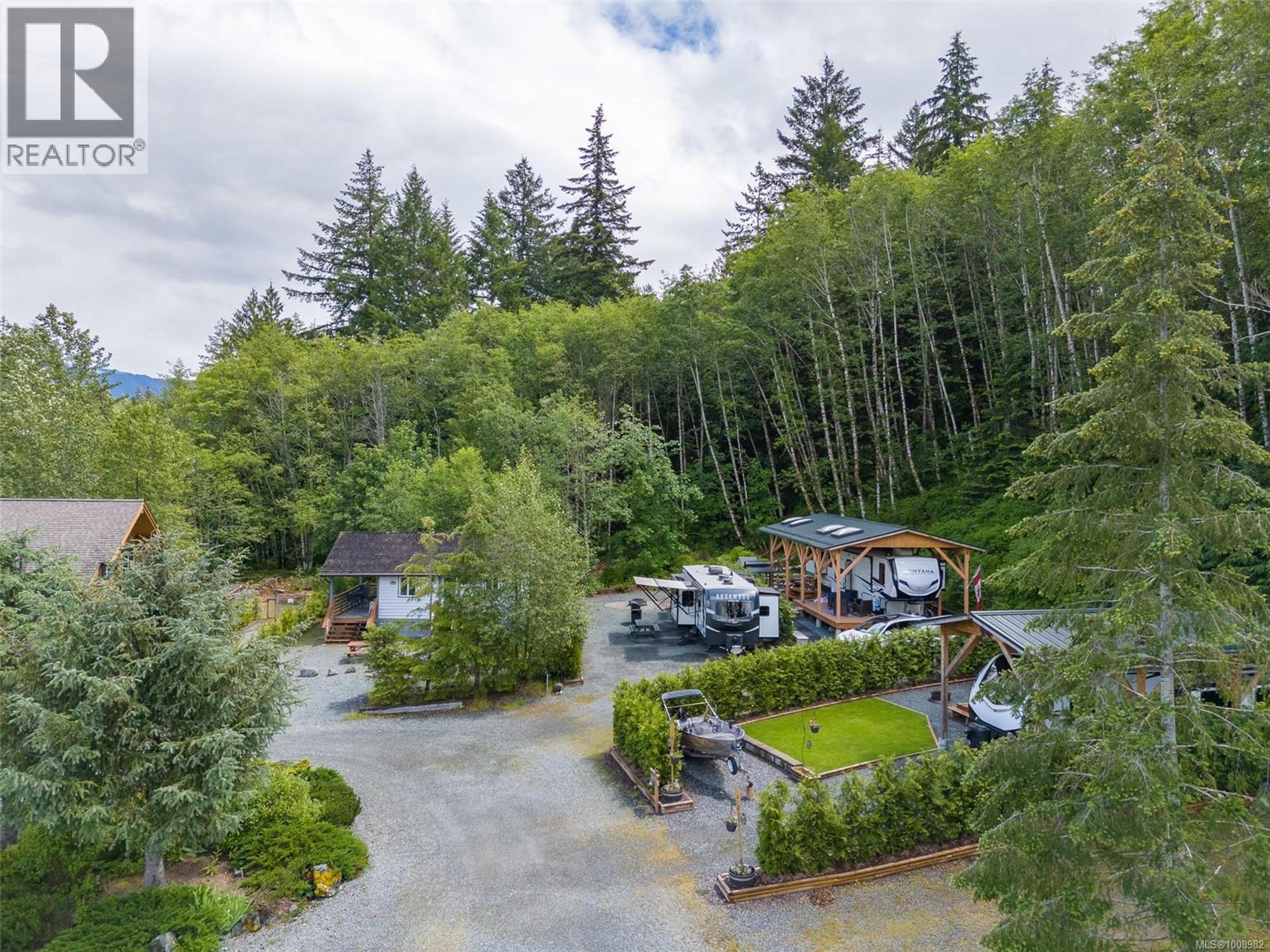 8631 South Shore Rd, Lake Cowichan - Exteriors - Full Complex View, Drone/Aerial View - Photo 7