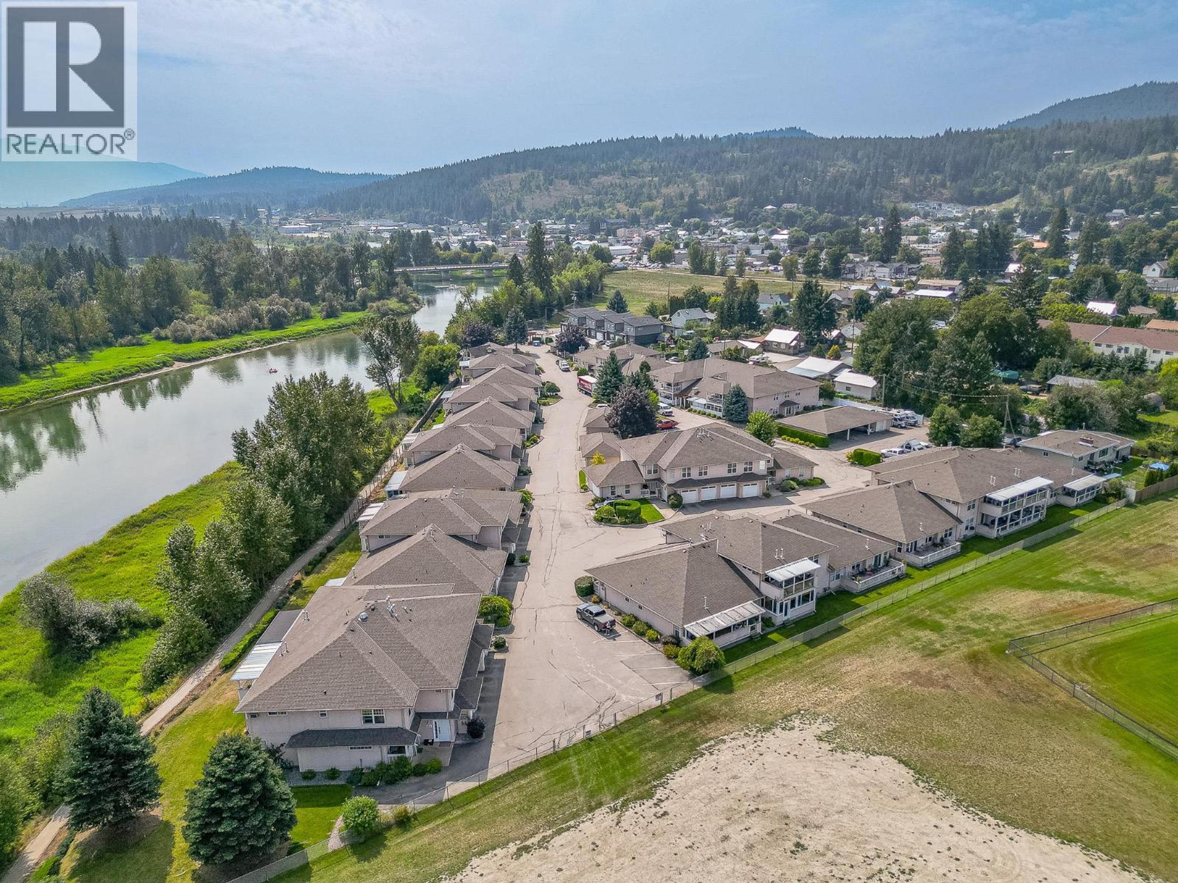 303 Regent Avenue, Enderby - Exteriors - Full Complex View, Drone/Aerial View - Photo 5