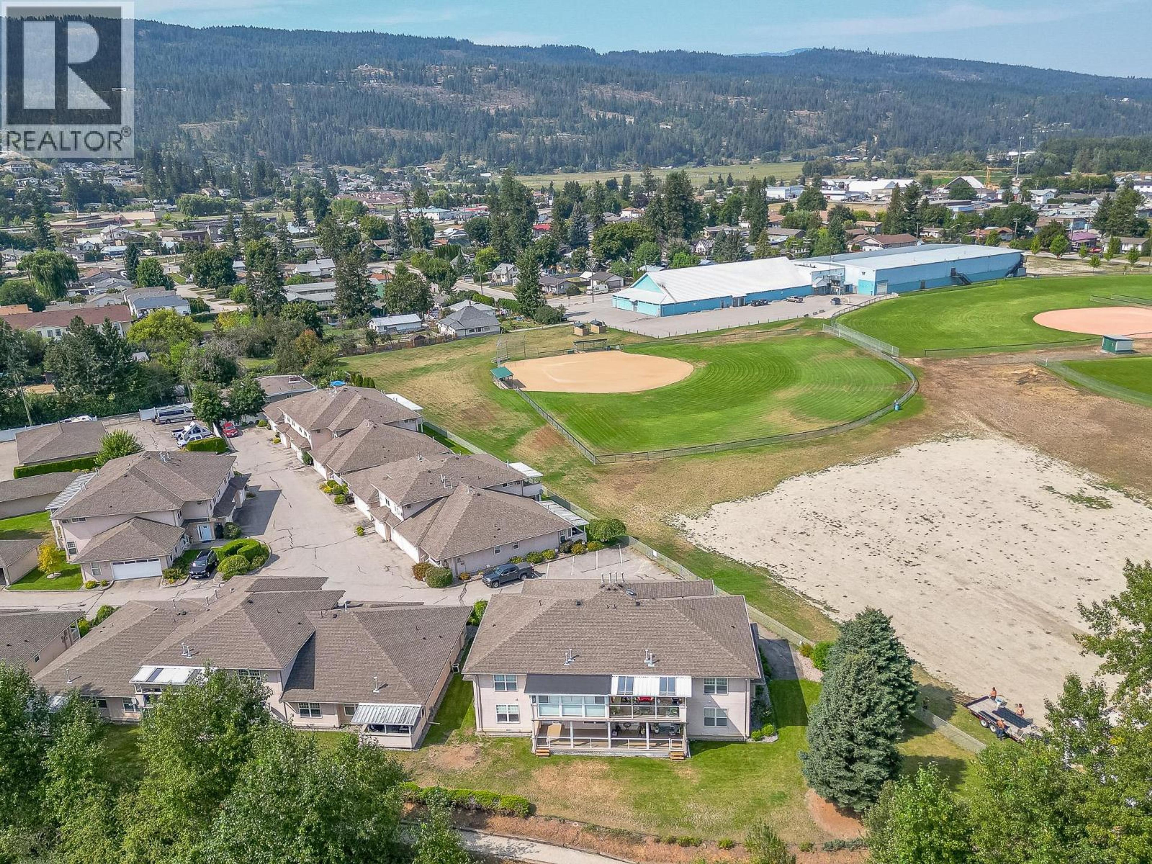 303 Regent Avenue, Enderby - Exteriors - Full Complex View, Drone/Aerial View - Photo 6