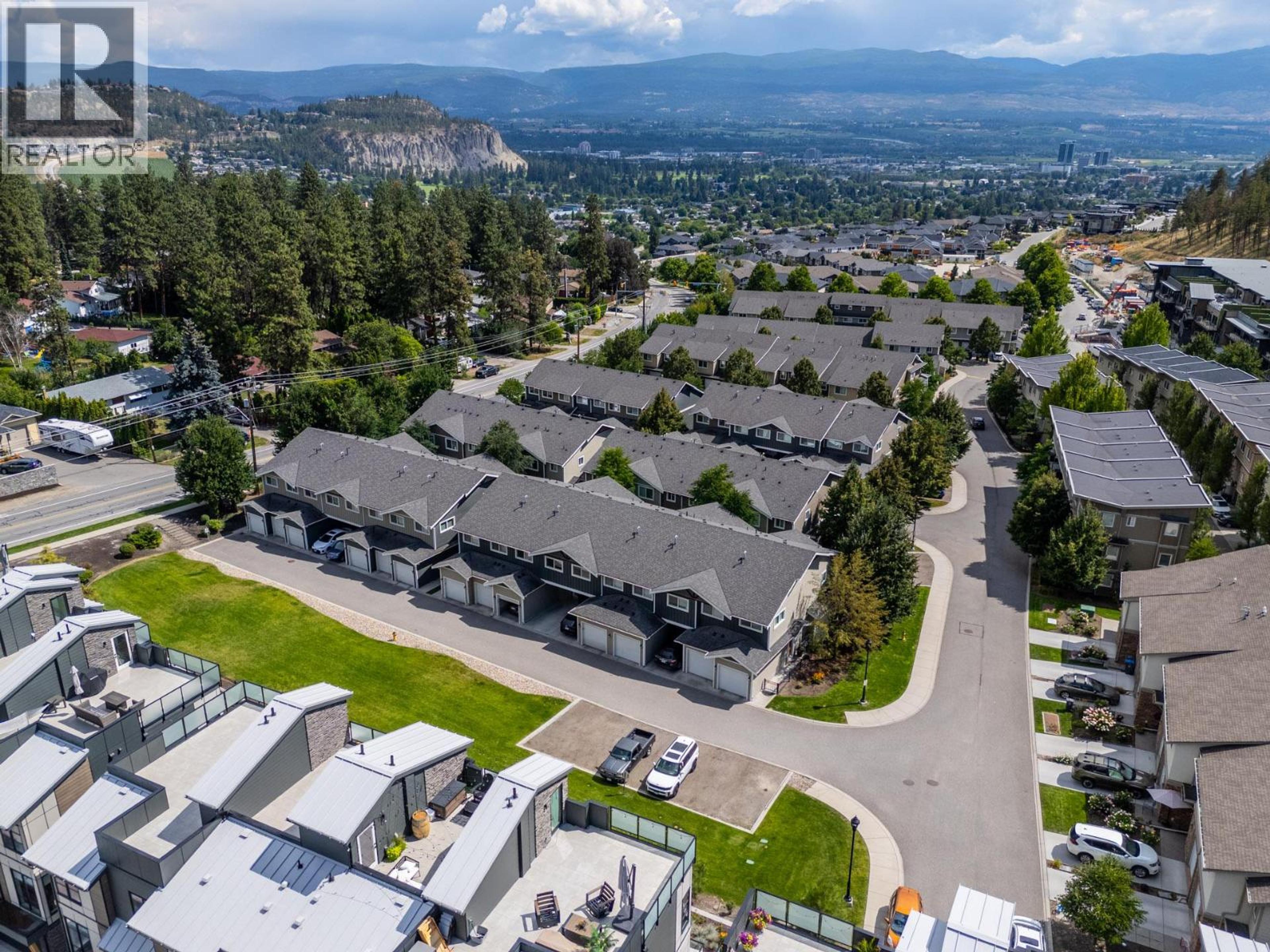 600 Boynton Place, Kelowna - Exteriors - Full Complex View, Drone/Aerial View - Photo 6