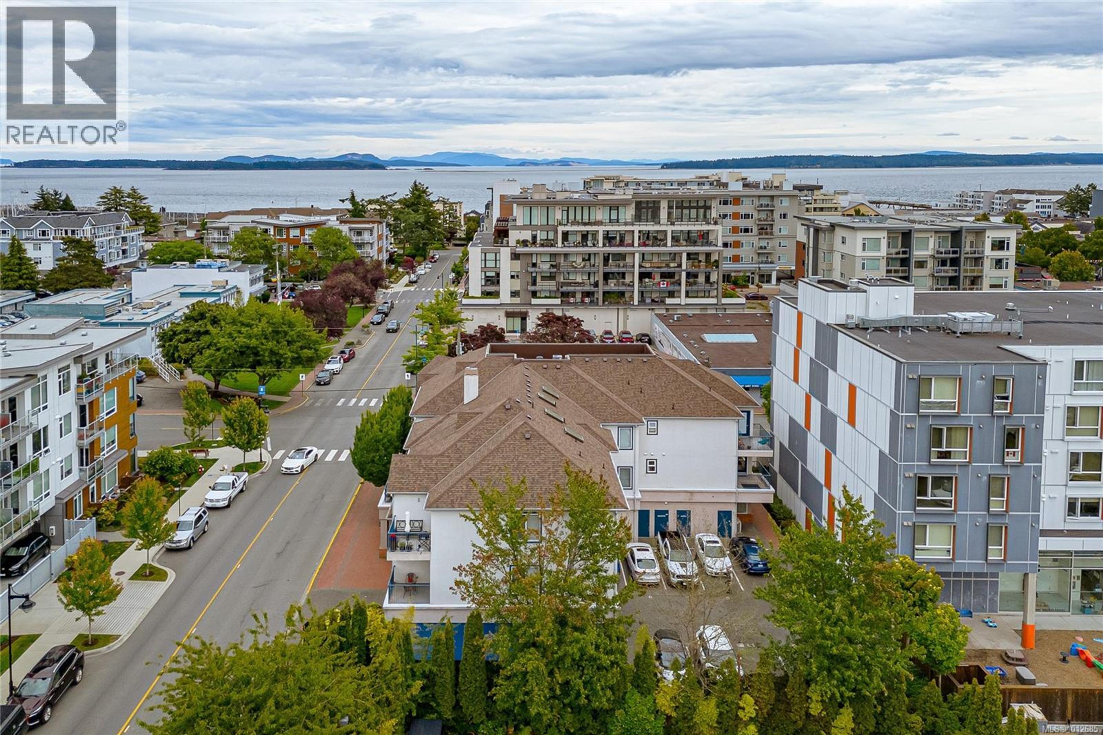 2421 Sidney Ave, Sidney - Exteriors - Full Complex View, Drone/Aerial View - Photo 3