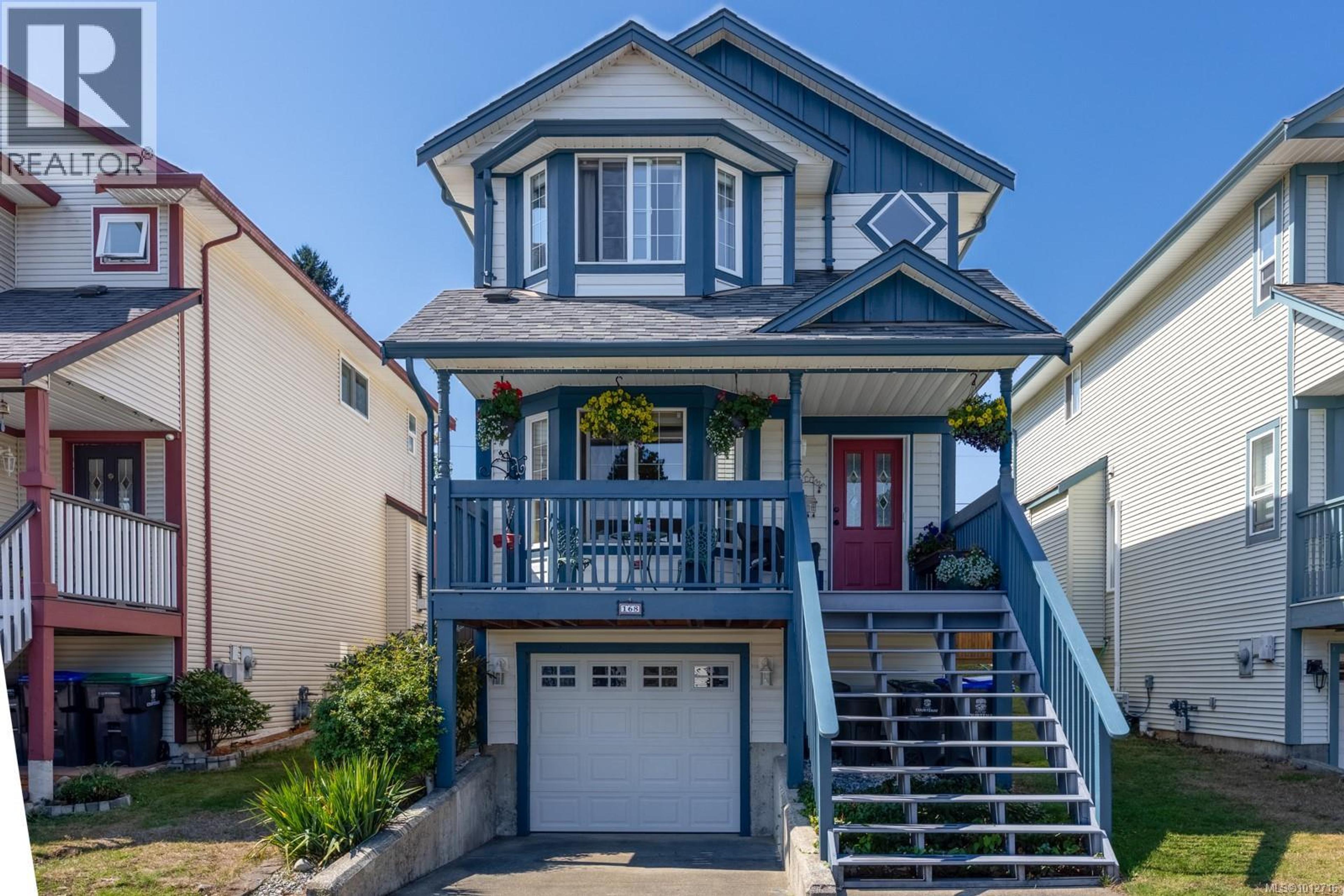 202 31st St, Courtenay - Exteriors - Photo 1