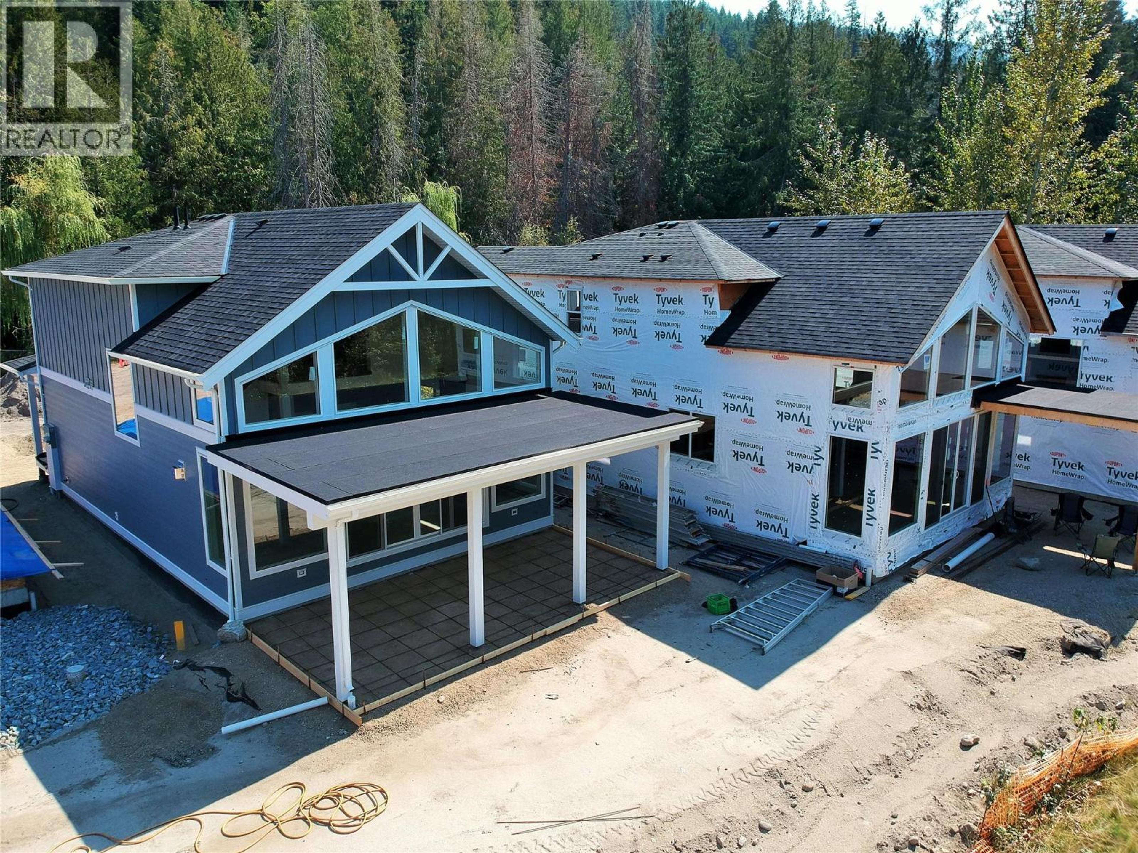 8200 97A Highway, Mara - Exteriors - Full Complex View, Drone/Aerial View - Photo 3