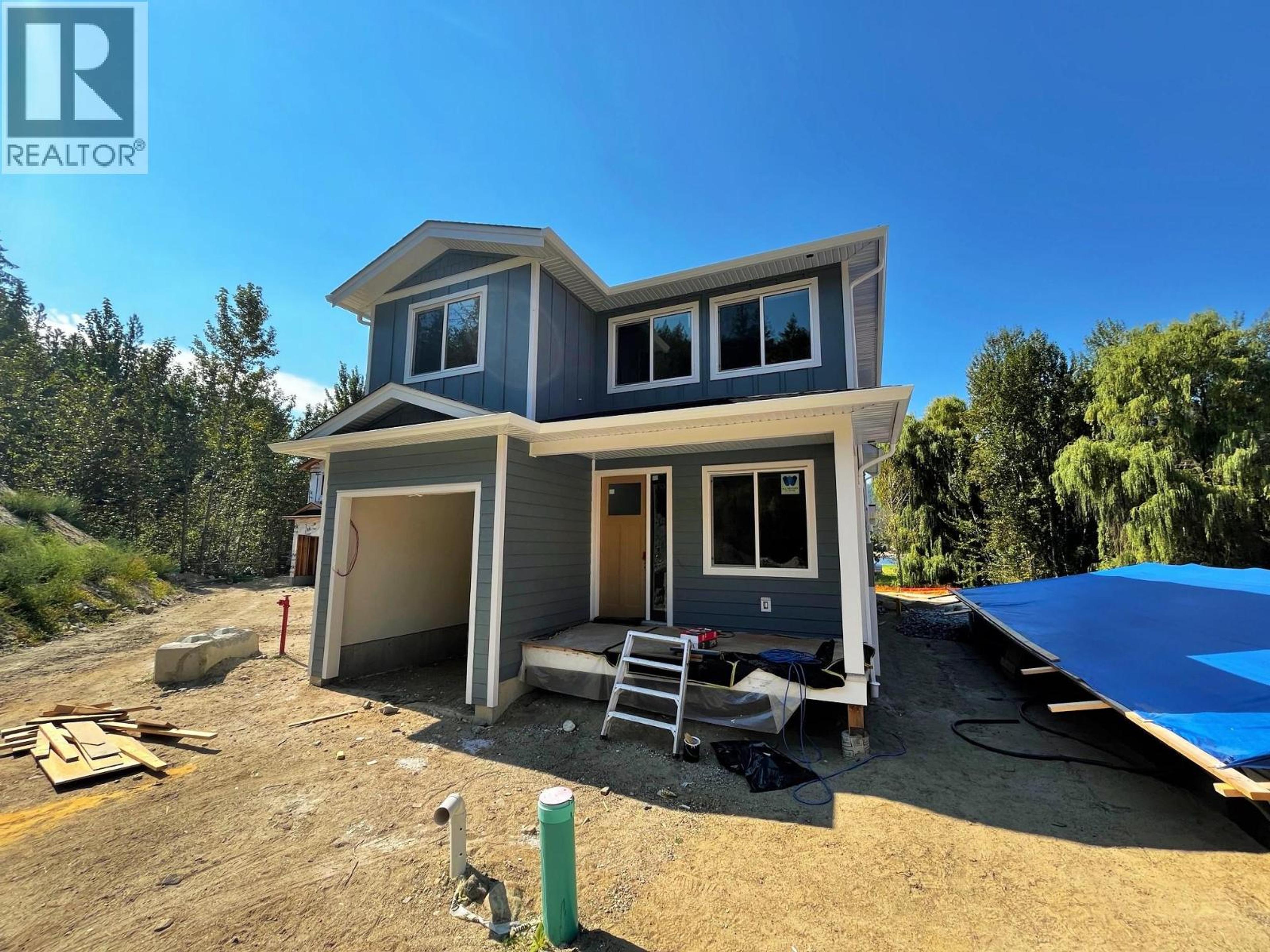 8200 97A Highway, Mara - Exteriors - Photo 5