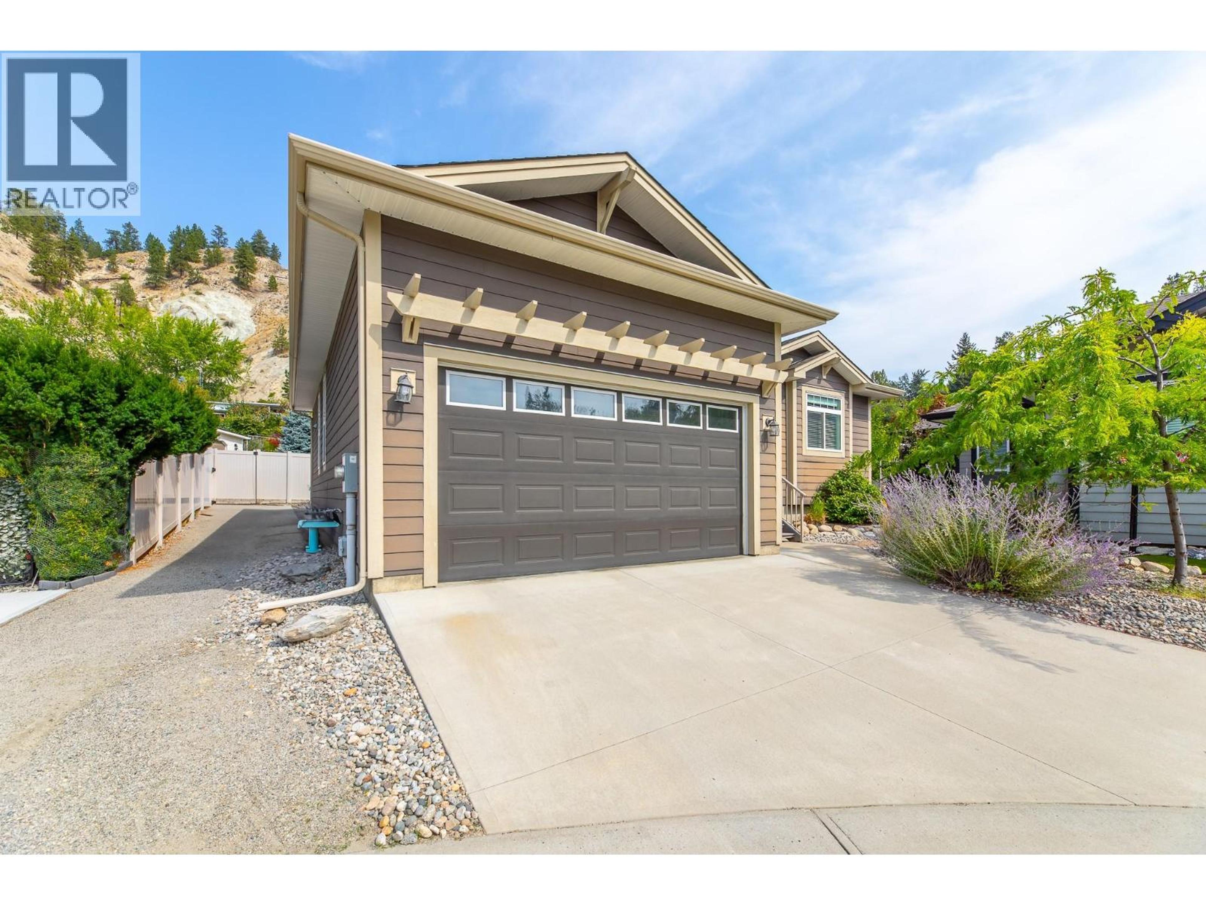 1675 PENTICTON Avenue, Penticton - Exteriors - Photo 4